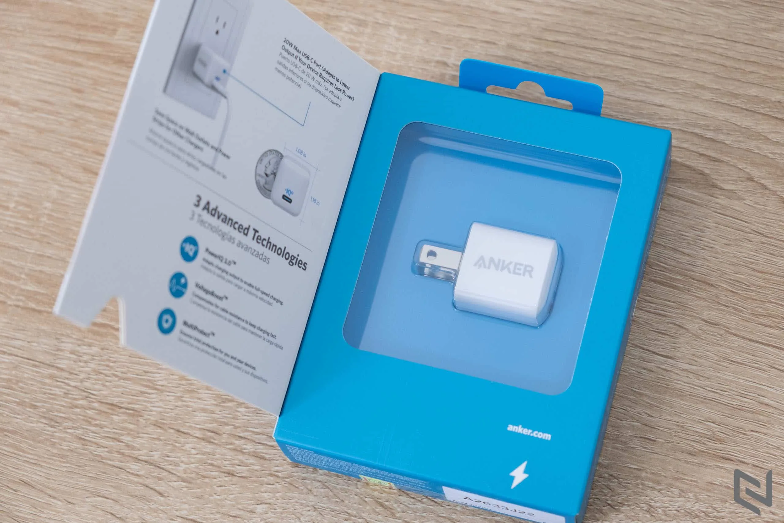 Trên tay củ sạc Anker Powerport III Nano A2633: Siêu nhỏ, công suất 20W, sạc nhanh iPhone 12 hoặc thiết bị Android