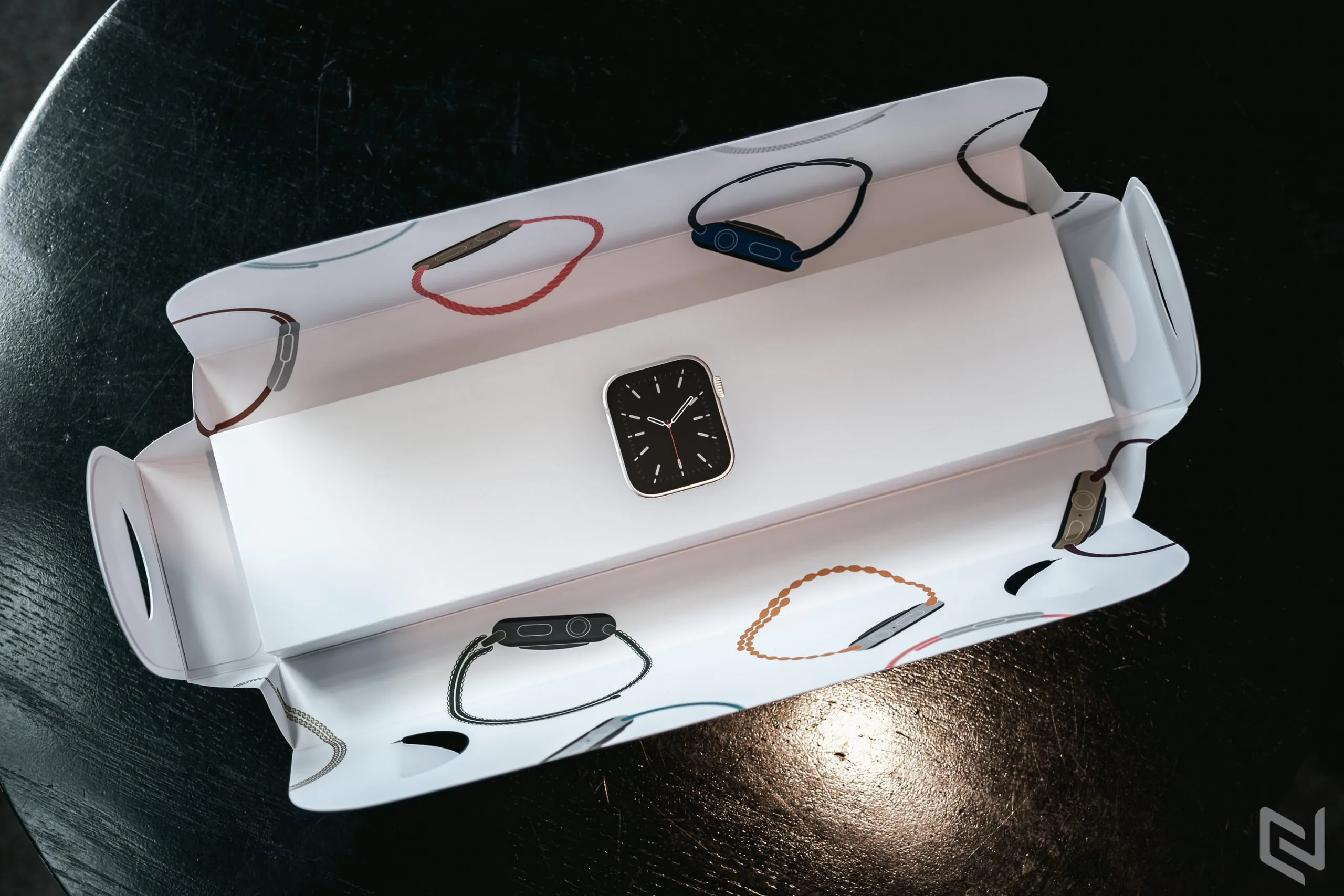 Mở hộp Apple Watch Series 6 GPS + Cellular 44mm viền thép chính hãng