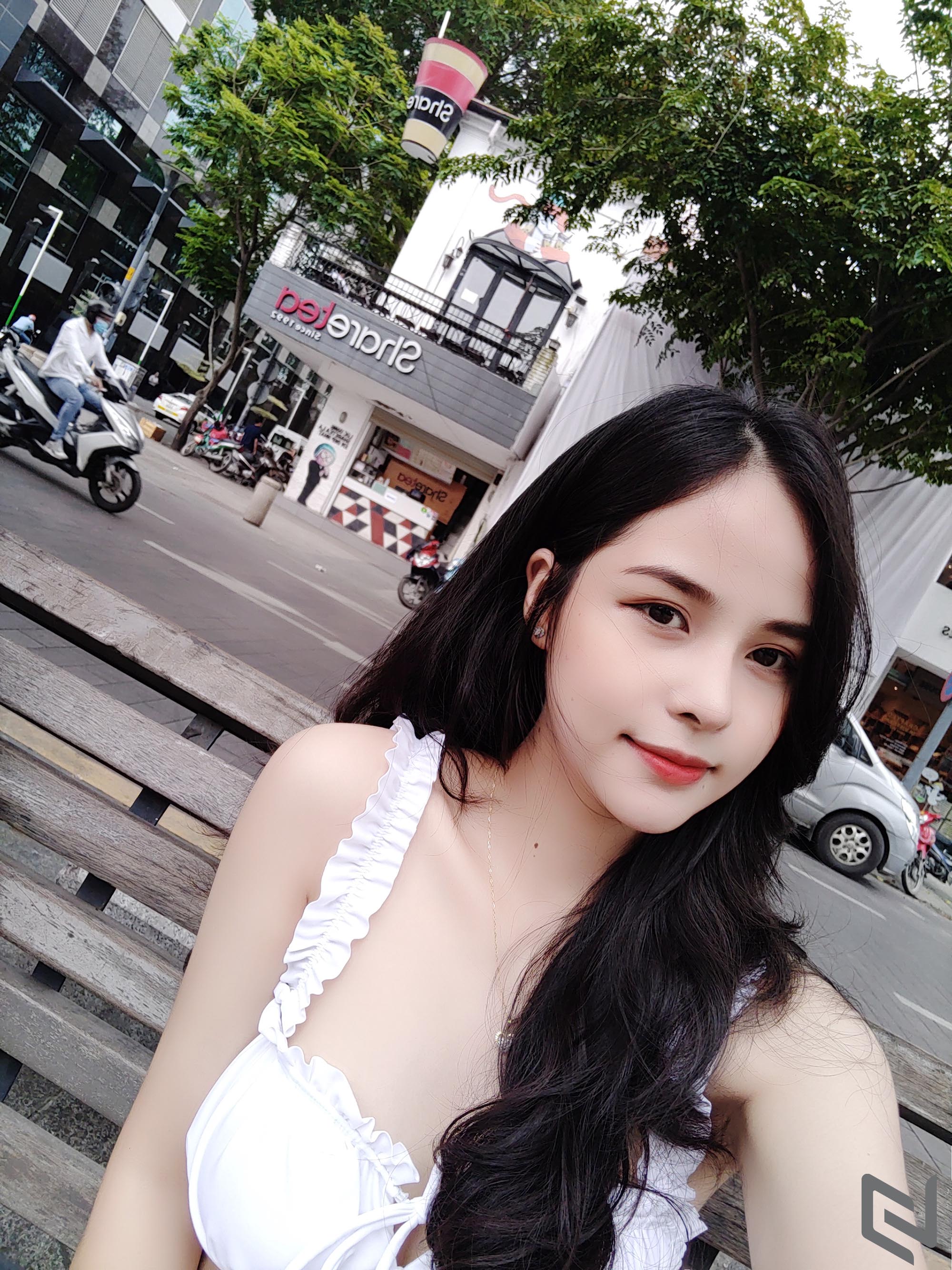 Trải nghiệm bộ tứ camera Nokia 8.3 5G: Lợi thế ống kính Zeiss và thuật toán độc quyền tạo sự khác biệt