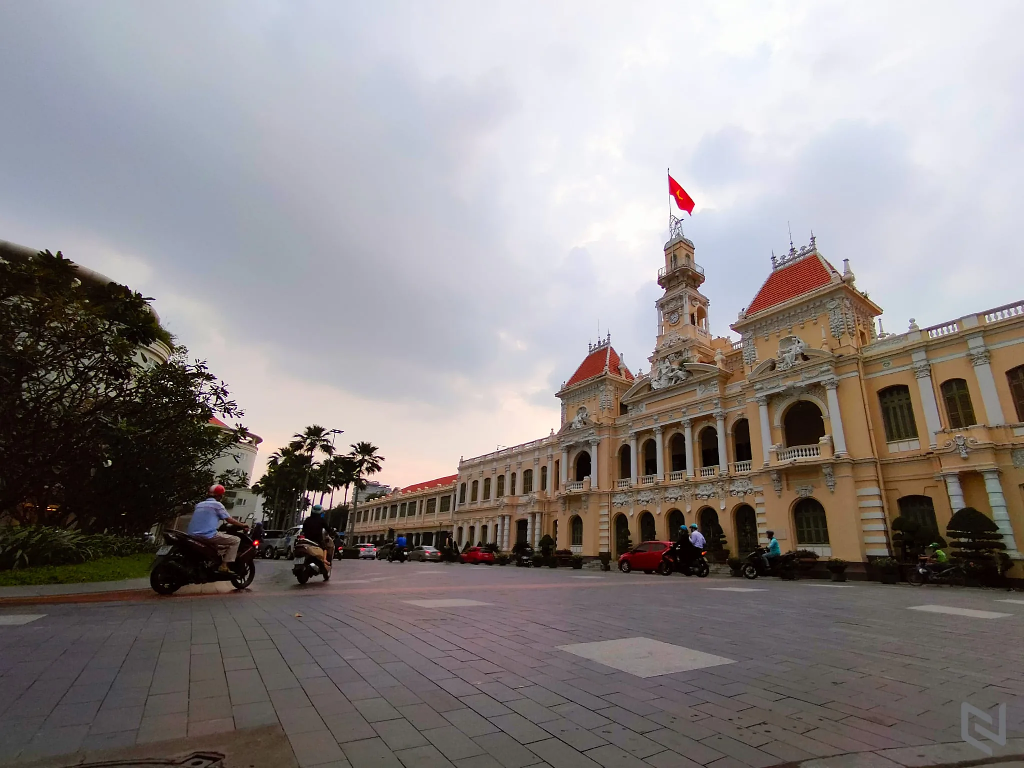Đánh giá OPPO A73: Mặt lưng giả da, cấu hình mạnh, RAM 6GB với giá bán cực tốt