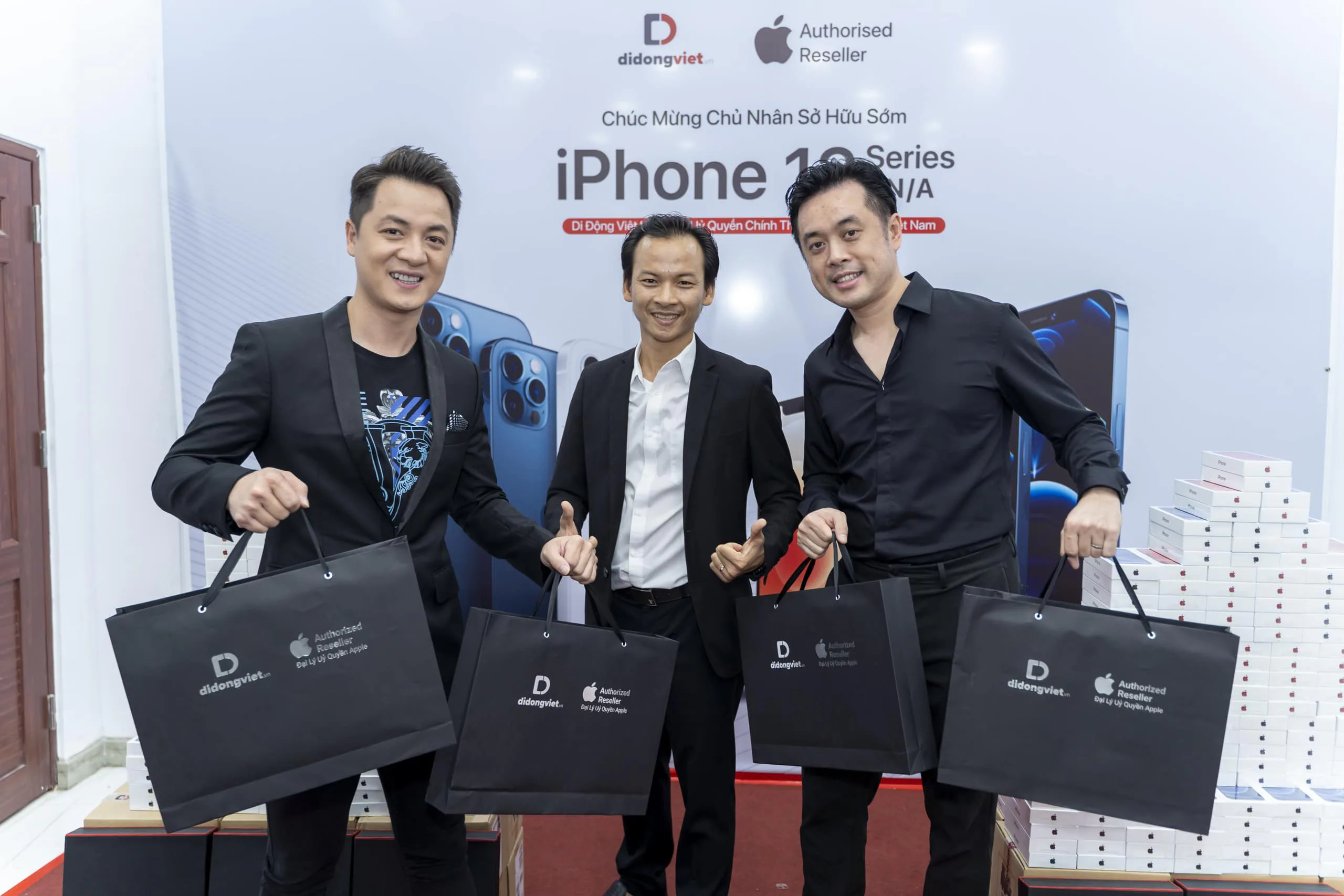 Sự kiện mở bán iPhone 12 VN/A tại Di Động Việt