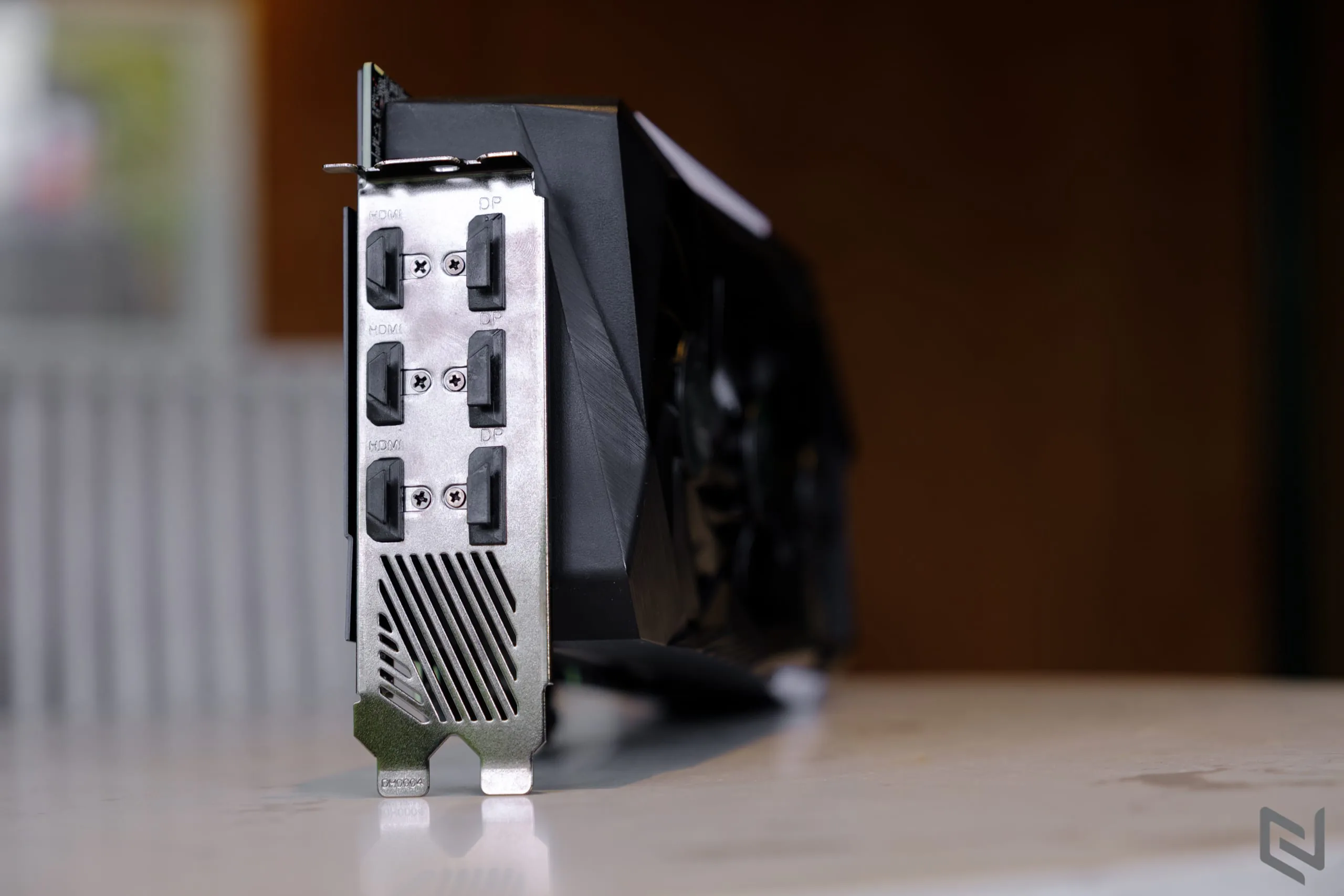 Mở hộp Gigabyte AORUS GeForce RTX 3070 MASTER 8G: Sức mạnh tiềm ẩn bên trong vẻ đẹp khiêm tốn