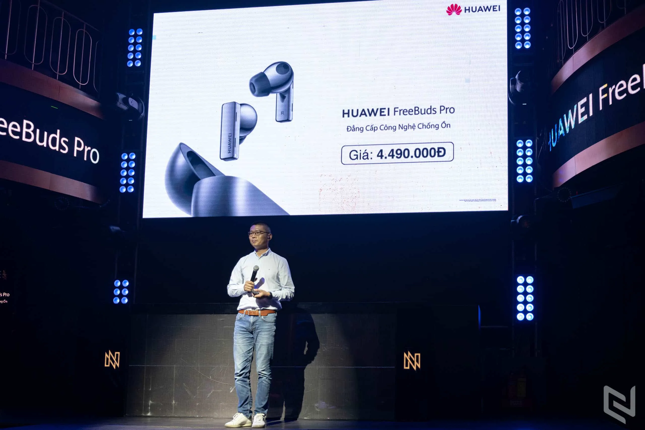 Ra mắt tai nghe không dây chống ồn thông minh Huawei FreeBuds Pro tại Việt Nam
