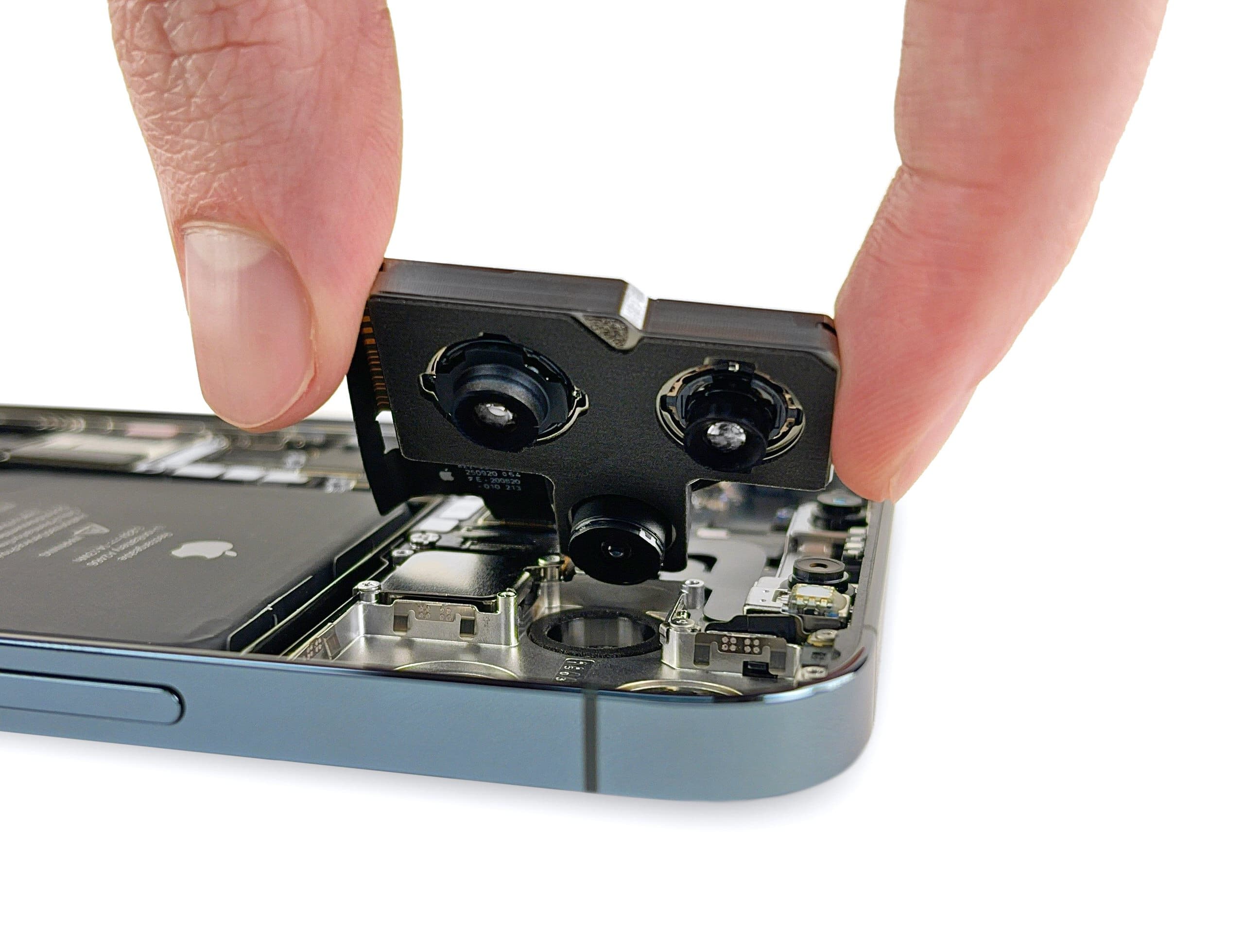 Apple sẽ sớm cảnh báo người dùng nếu sửa chữa camera sử dụng thành phần không chính hãng