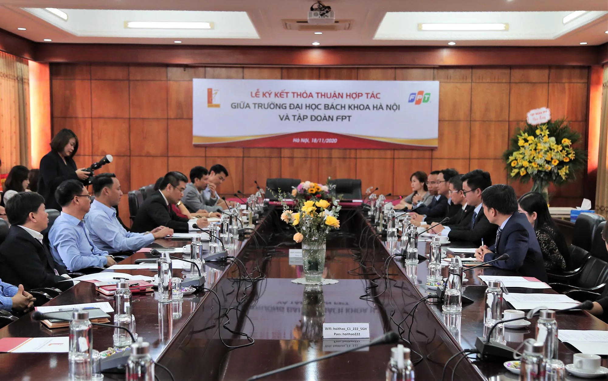 FPT ký kết thỏa thuận hợp tác toàn diện với Đại học Bách khoa Hà Nội