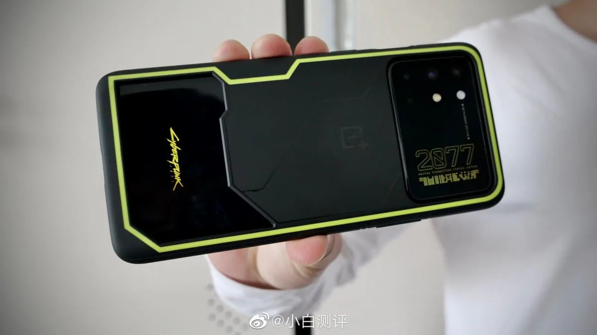 OnePlus ra mắt OnePlus 8T phiên bản Cyberpunk 2077 Edition