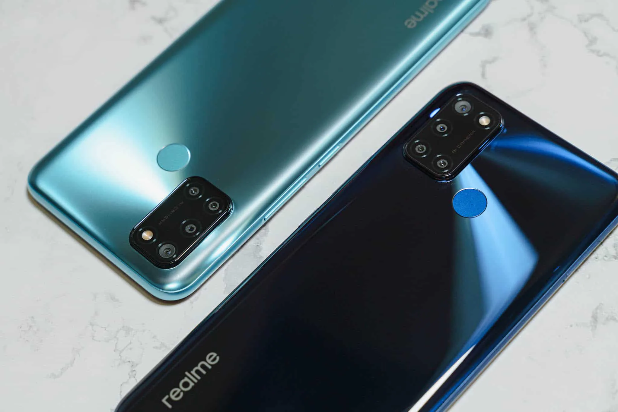 Mở hộp Realme C17: Màu sắc bắt mắt, pin lớn 5000mAh và 4 camera AI