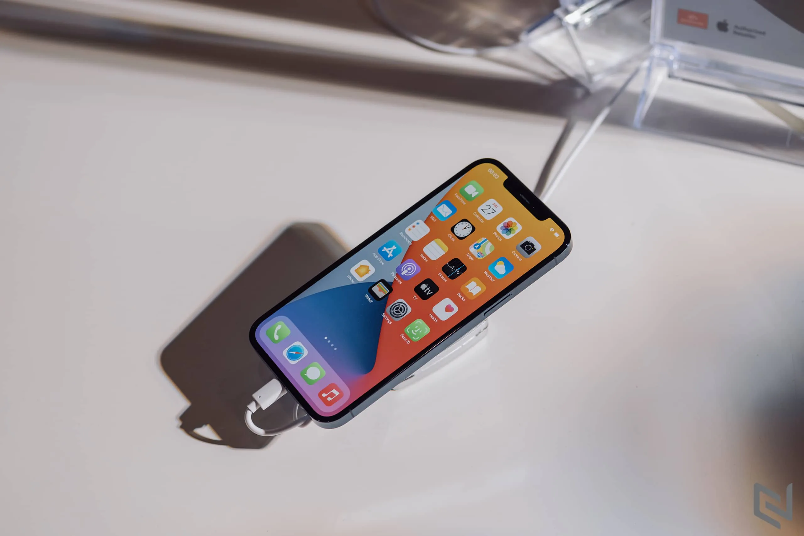 Sự kiện mở bán iPhone 12 series và công bố đại lý ủy quyền chính thức của Apple tại Việt Nam