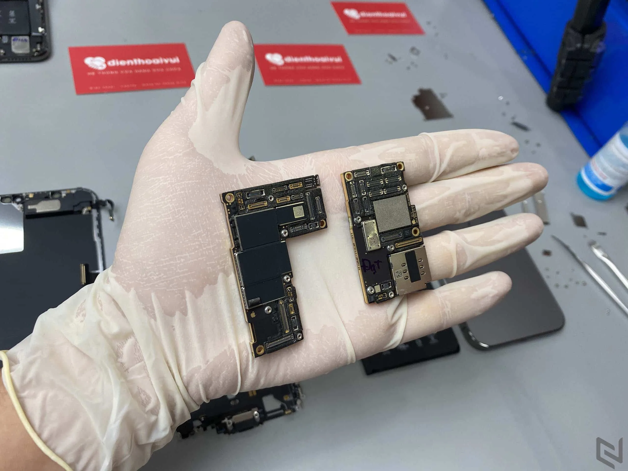 Khám phá nội thất iPhone 12 Pro Max vừa về Việt Nam cùng Điện Thoại Vui
