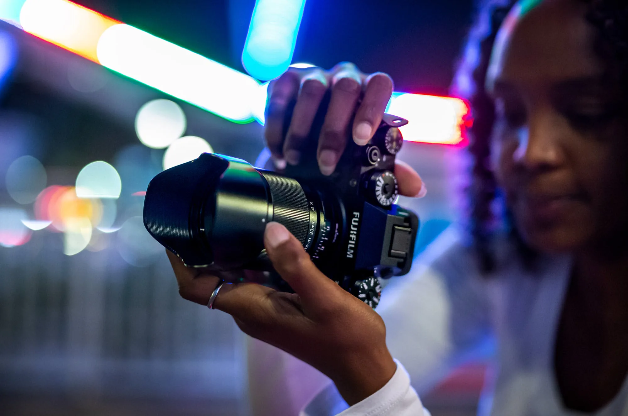 Tokina ra mắt ống kính ATX-M 23mm F1.4 và ATX-M 33mm F1.4 dành cho ngàm X của Fujifilm