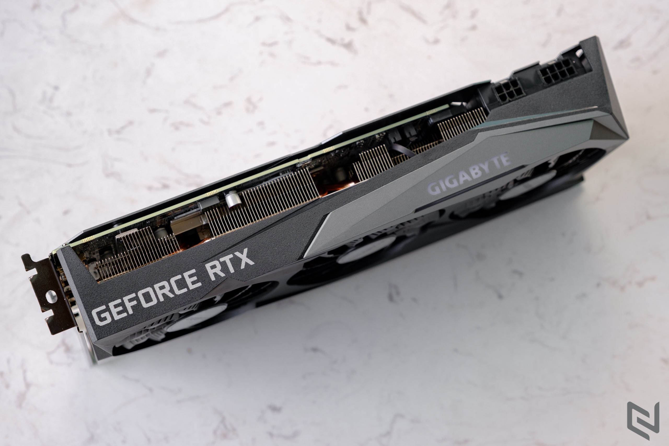 Mở hộp card đồ hoạ Gigabyte GeForce RTX 3060 Ti GAMING OC PRO 8G: Sự lựa chọn hợp lý cho chơi game 1080p và 1440p