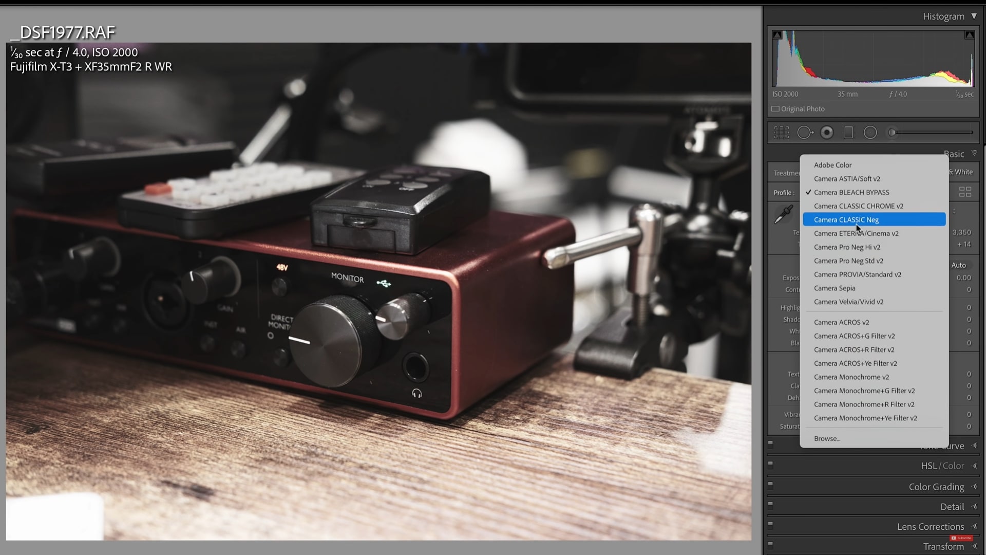Hack Lightroom cho phép sử dụng tất cả bộ giả lập màu film của Fujifilm bất kể máy ảnh nào