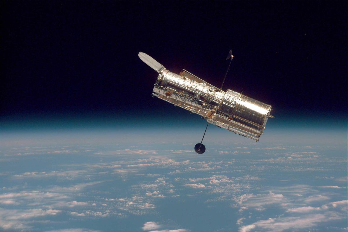 Kính viễn vọng không gian Hubble