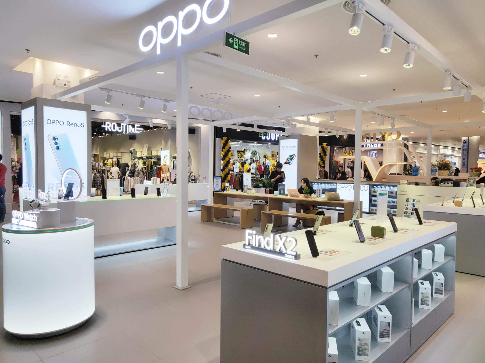 OPPO chào đón cửa hàng trải nghiệm OPPO Experience Store thứ 9 tại Việt Nam