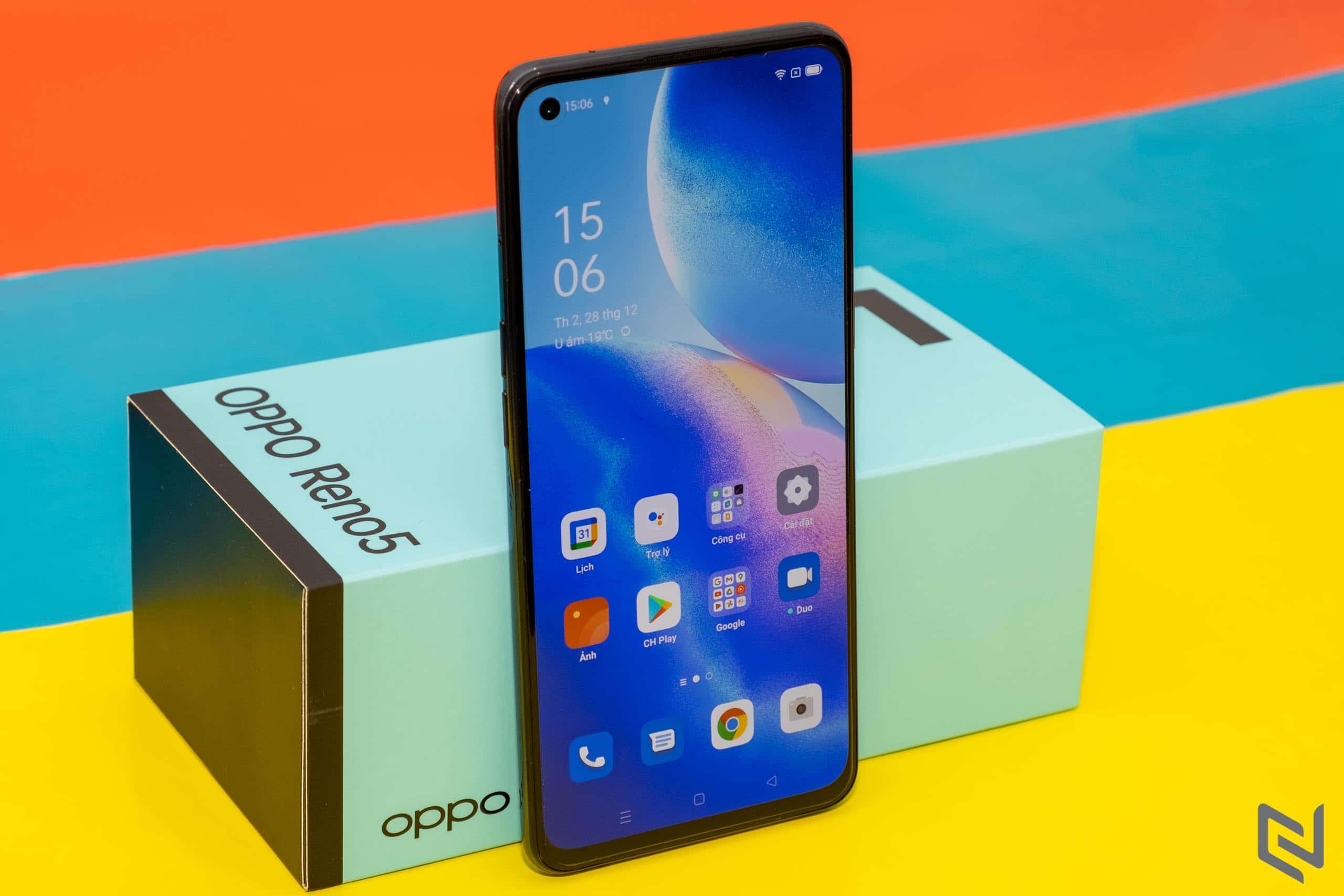 OPPO Reno5 là smartphone bán chạy nhất thị trường Việt Nam tháng 1/2021