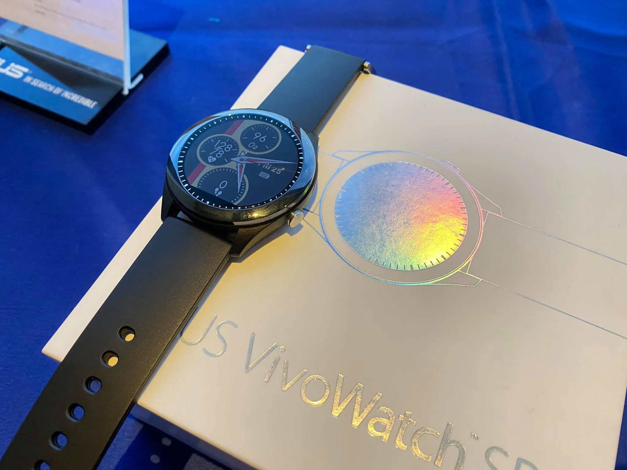 ASUS ra mắt đồng hồ thông minh VivoWatch SP, bạn đồng hành thông minh quản lý sức khoẻ cho bạn