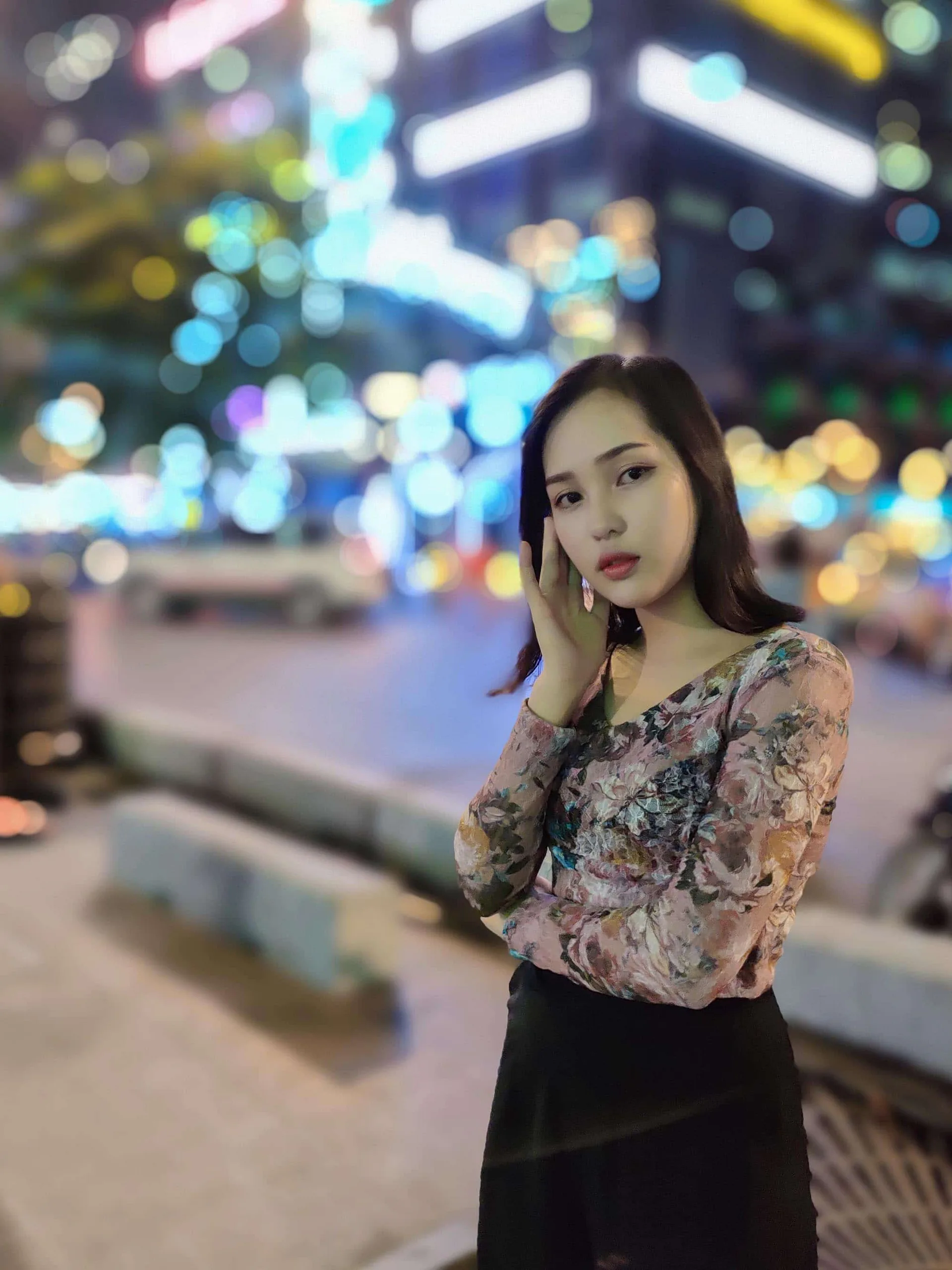 Test nhanh khả năng chụp chân dung đêm của OPPO Reno5: Thiết bị lý tưởng để bạn sống ảo năm mới
