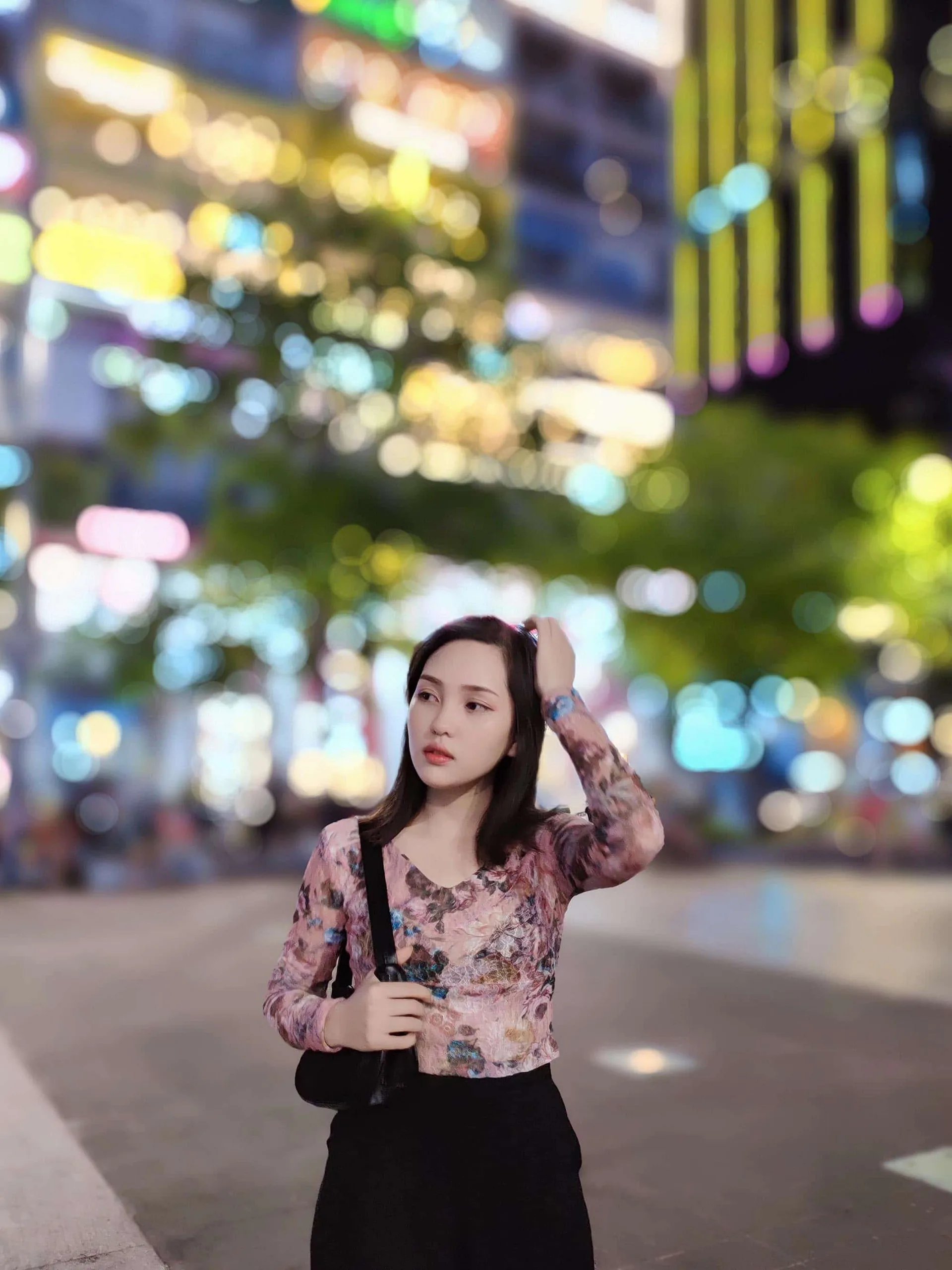 Test nhanh khả năng chụp chân dung đêm của OPPO Reno5: Thiết bị lý tưởng để bạn sống ảo năm mới