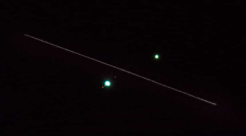 ISS đi qua Sao Mộc và Sao Thổ