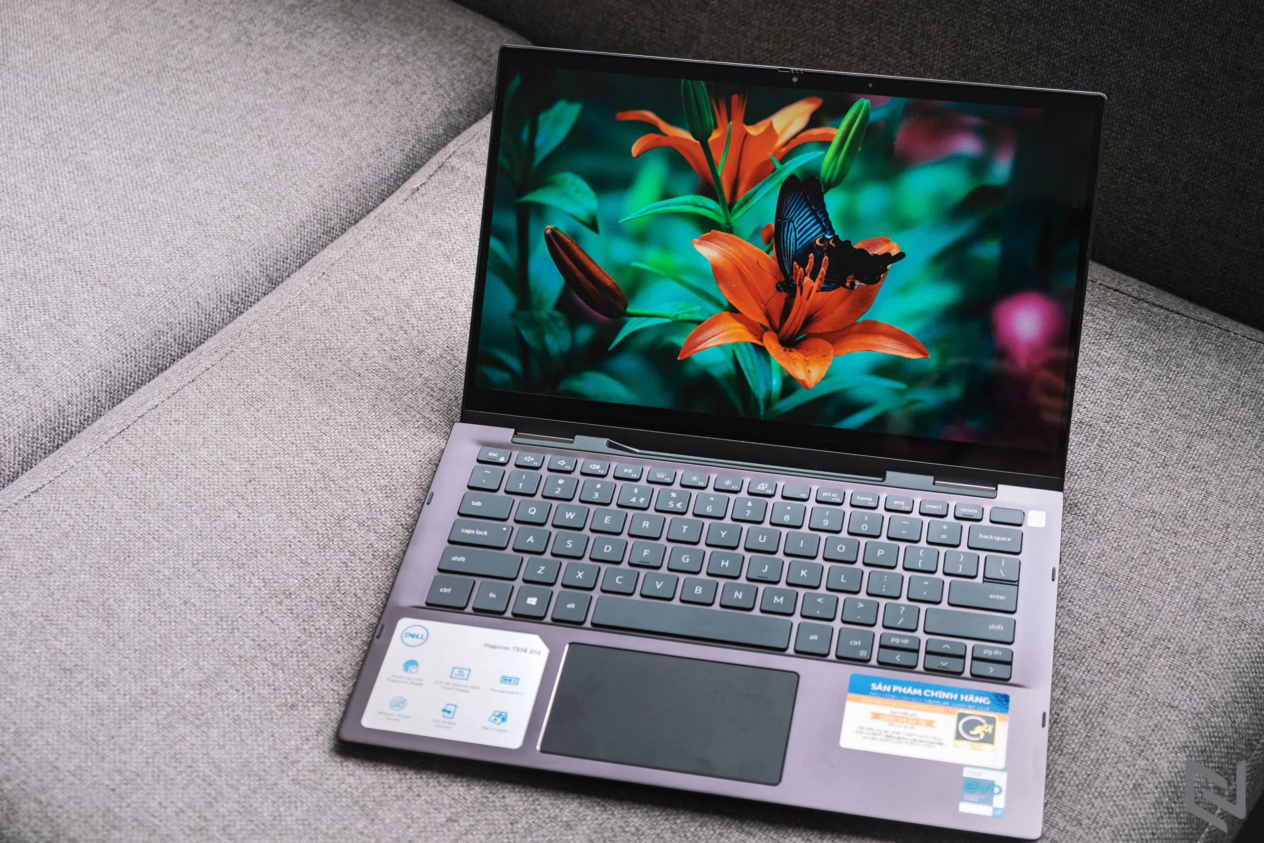 Trải nghiệm laptop Dell Inspiron 13 7306 2 in 1: Màn hình đẹp, chạy Intel thế hệ 11, đạt chuẩn Intel EVO