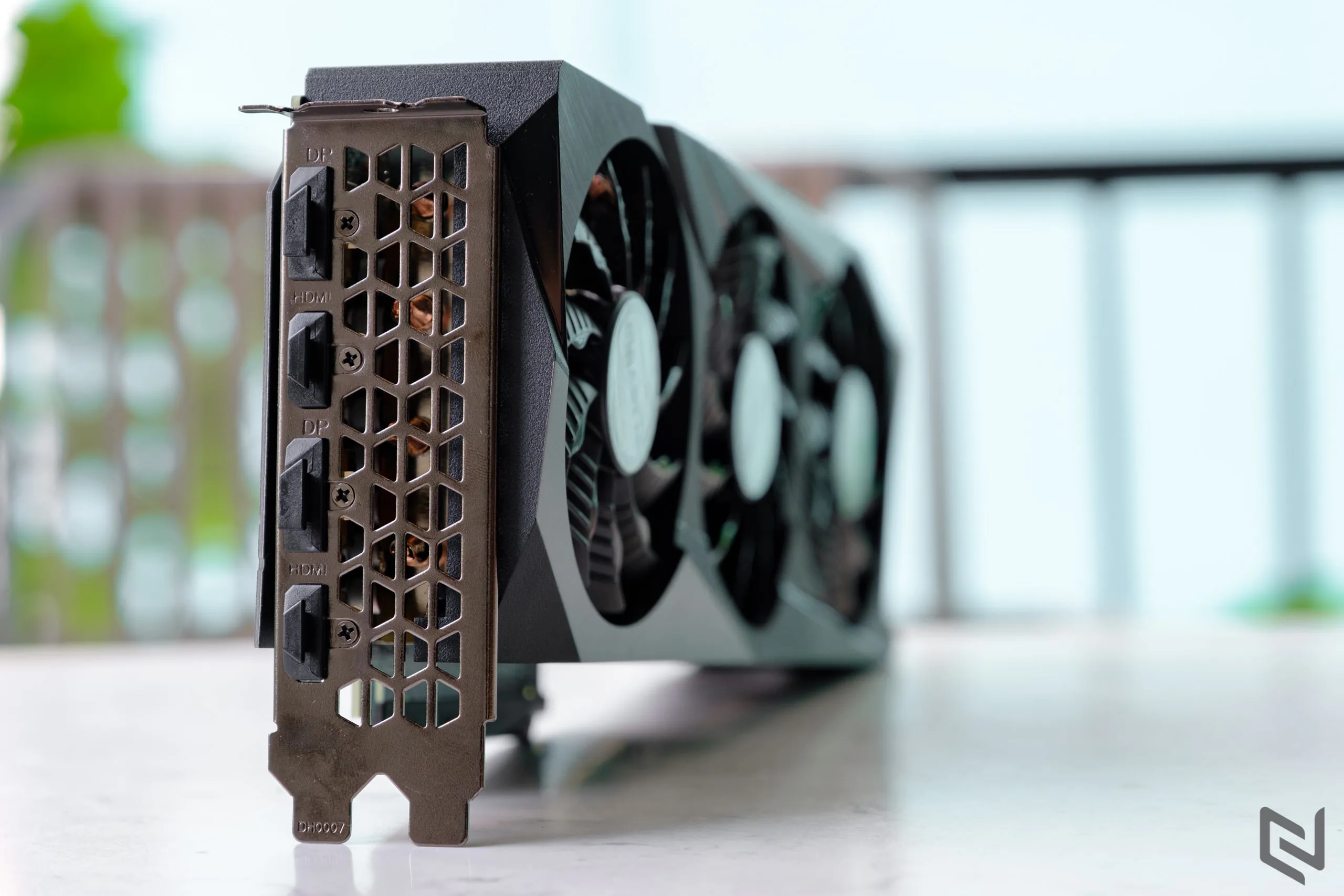 Mở hộp card đồ hoạ Gigabyte GeForce RTX 3060 Ti GAMING OC PRO 8G: Sự lựa chọn hợp lý cho chơi game 1080p và 1440p