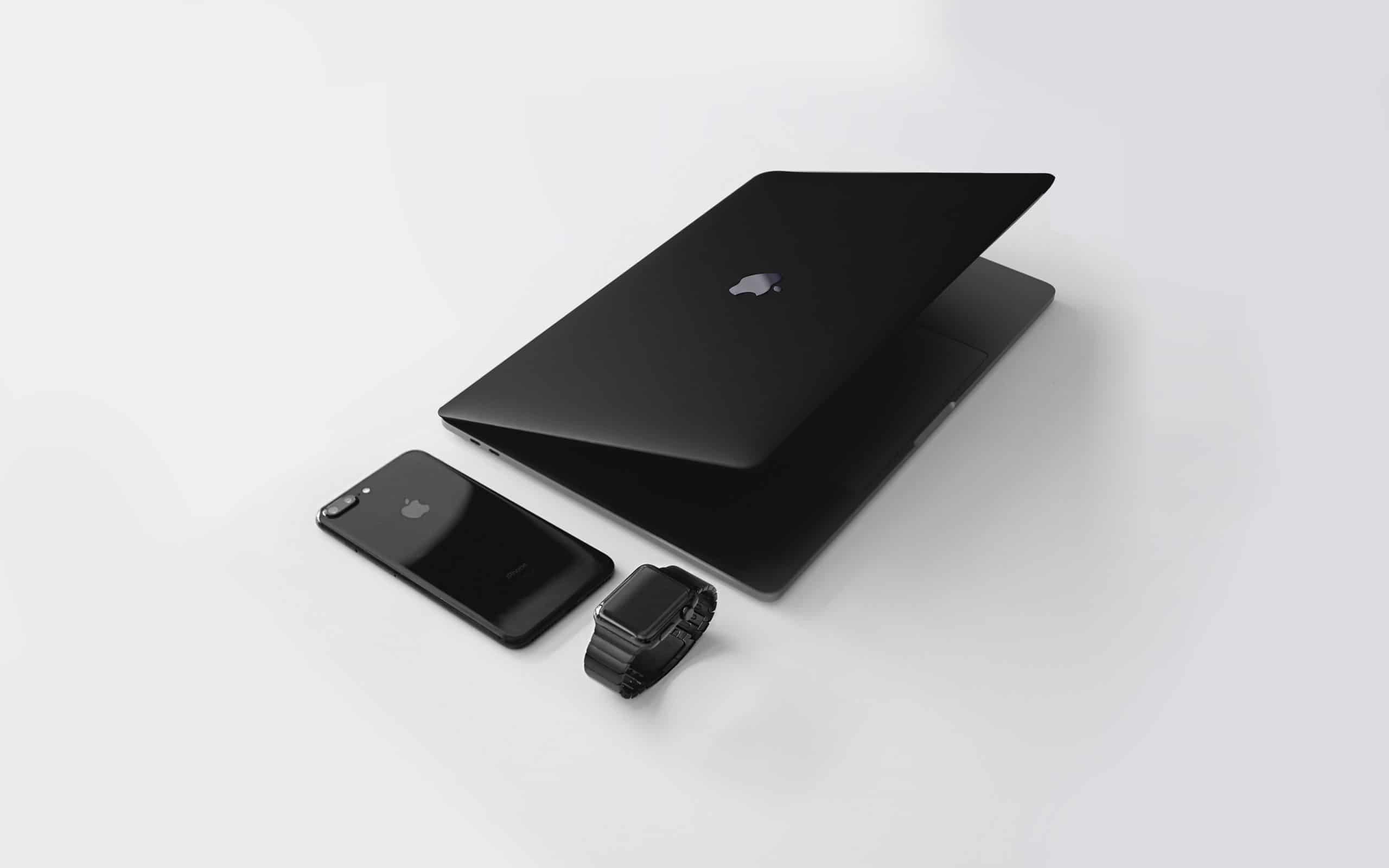 Apple đang nghiên cứu bề mặt MacBook màu siêu đen nhám