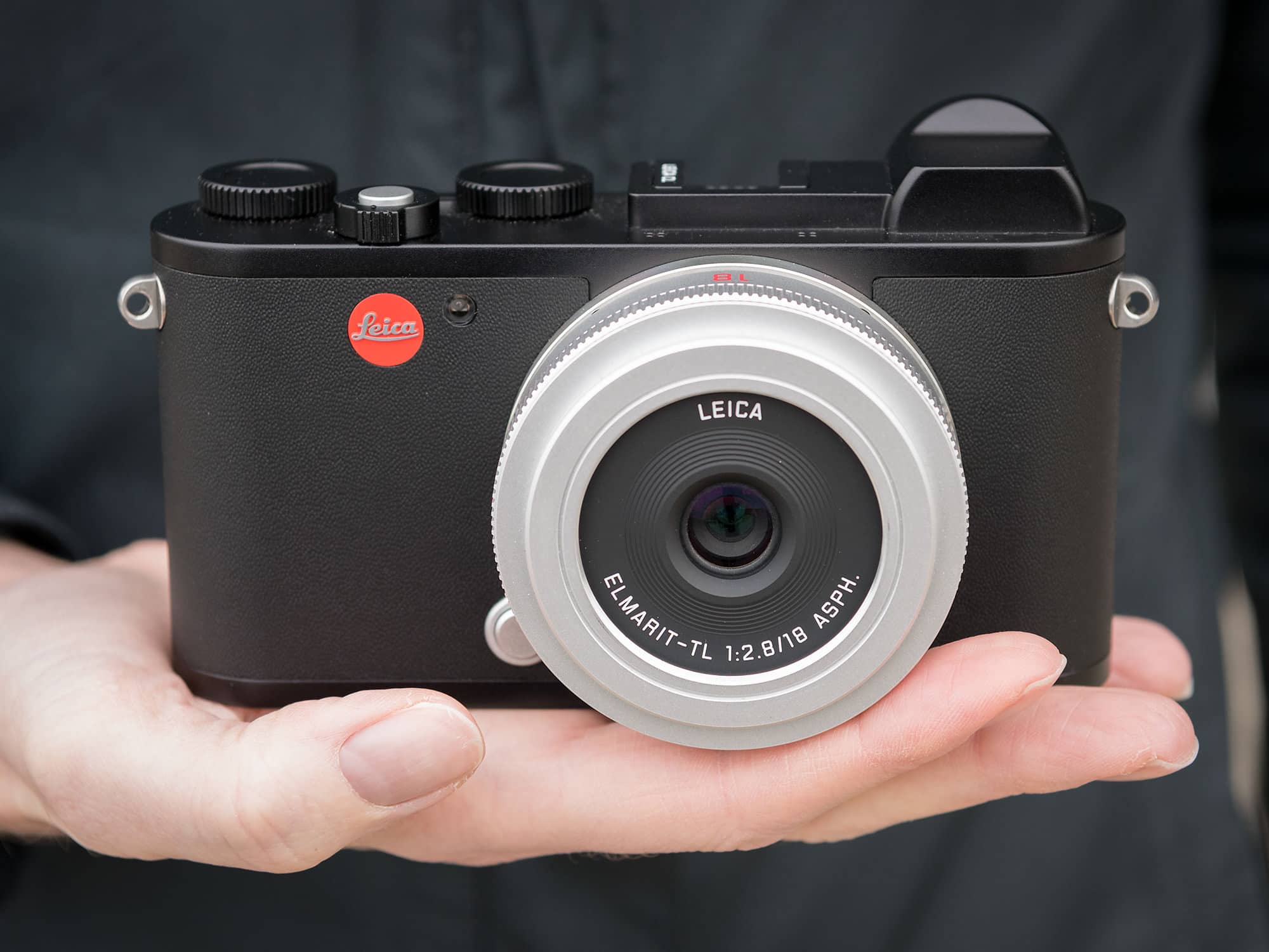 Tin đồn cho biết Leica sắp ra mắt máy ảnh mirrorless CL2 APS-C mới ngàm L