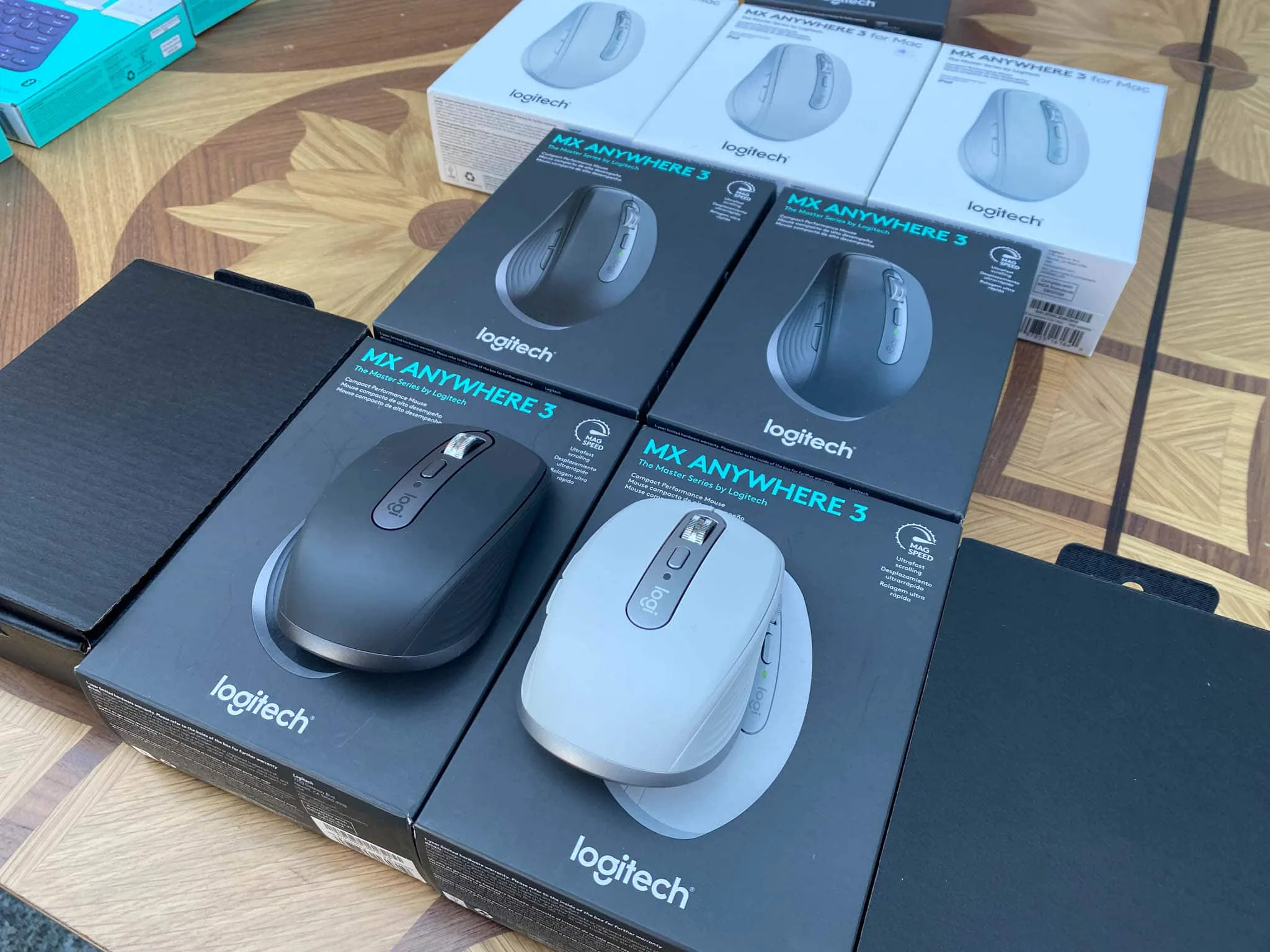 Logitech ra mắt hệ sản phẩm “Lifestyle & Apple Ecosystem” tại Việt Nam