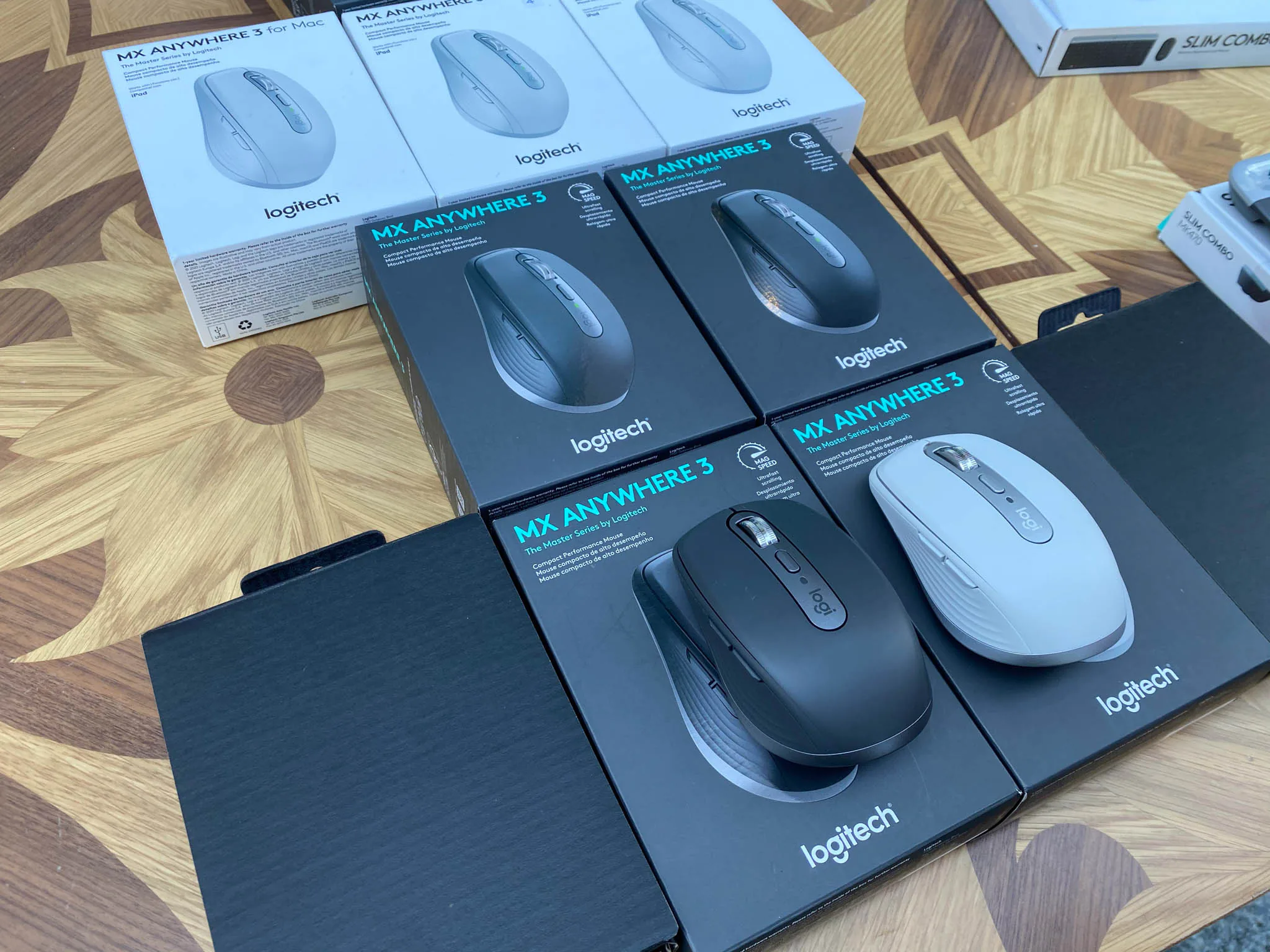 Logitech ra mắt hệ sản phẩm “Lifestyle & Apple Ecosystem” tại Việt Nam