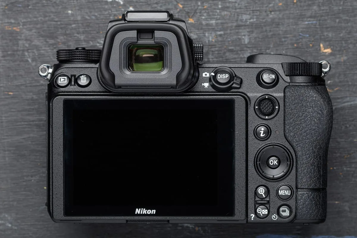 Z6 II và Z7 II cho biết gì về mẫu máy ảnh mirrorless cao cấp tương lai của Nikon?