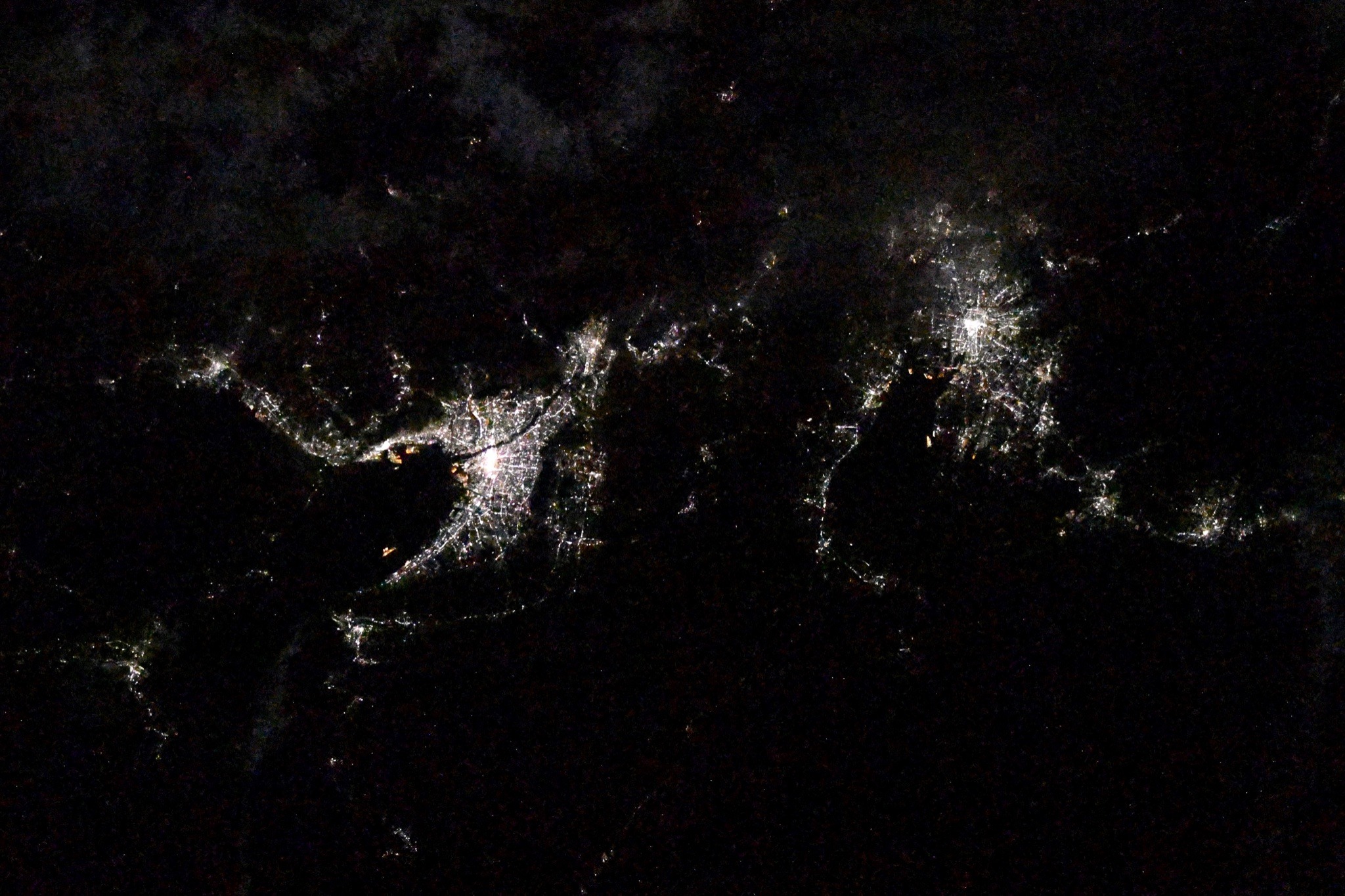 Phi hành gia Nhật Bản đã chụp những bức ảnh đáng kinh ngạc về Trái đất từ ​​không gian