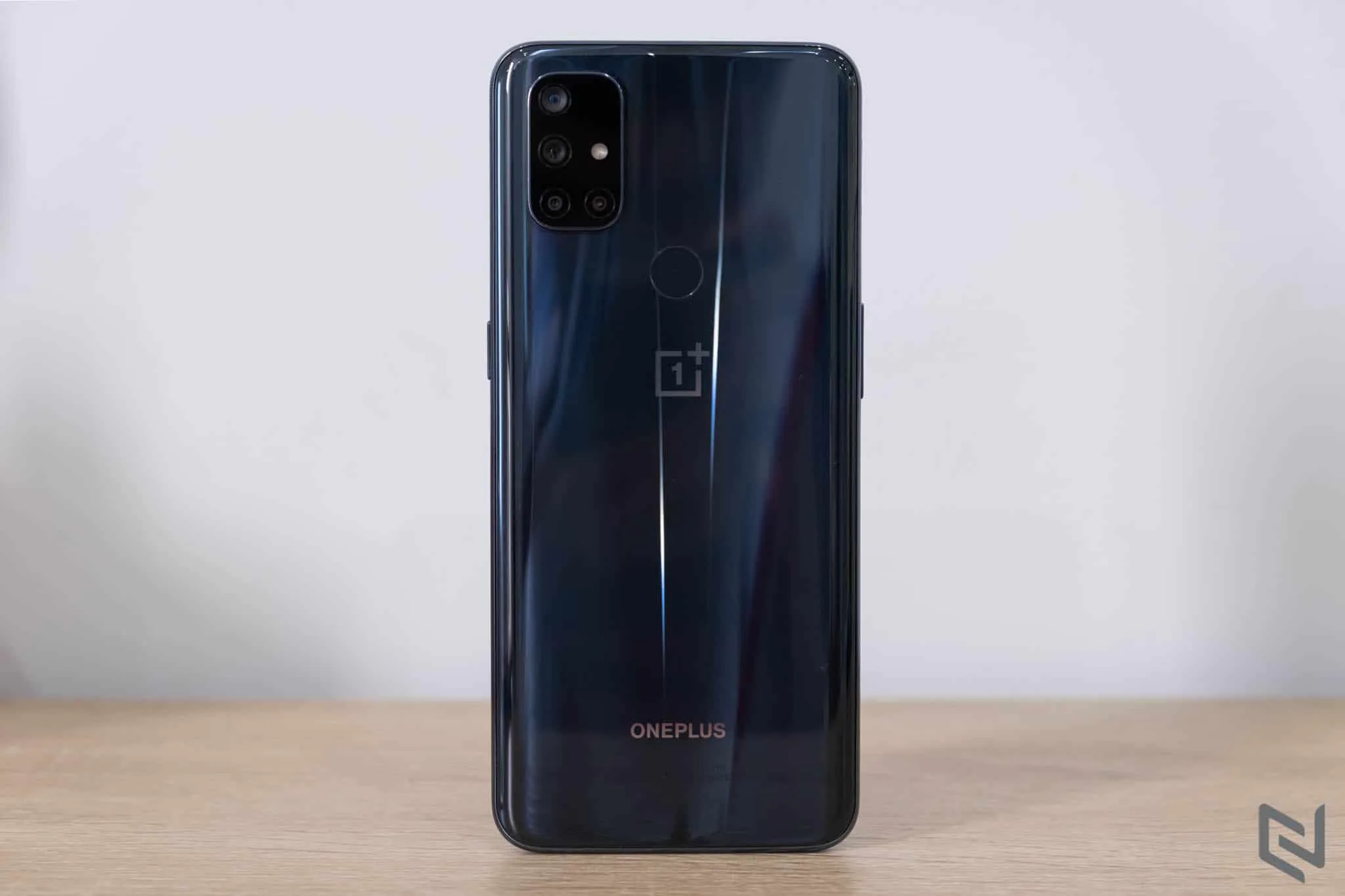 Mở hộp OnePlus Nord N10 5G: Kết nối 5G là điểm nhấn, chip mới hiệu năng tốt và 4 camera