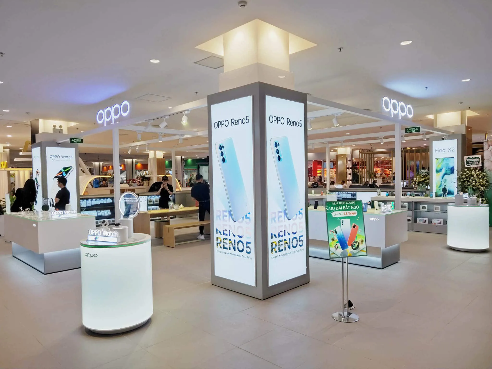 OPPO chào đón cửa hàng trải nghiệm OPPO Experience Store thứ 9 tại Việt Nam