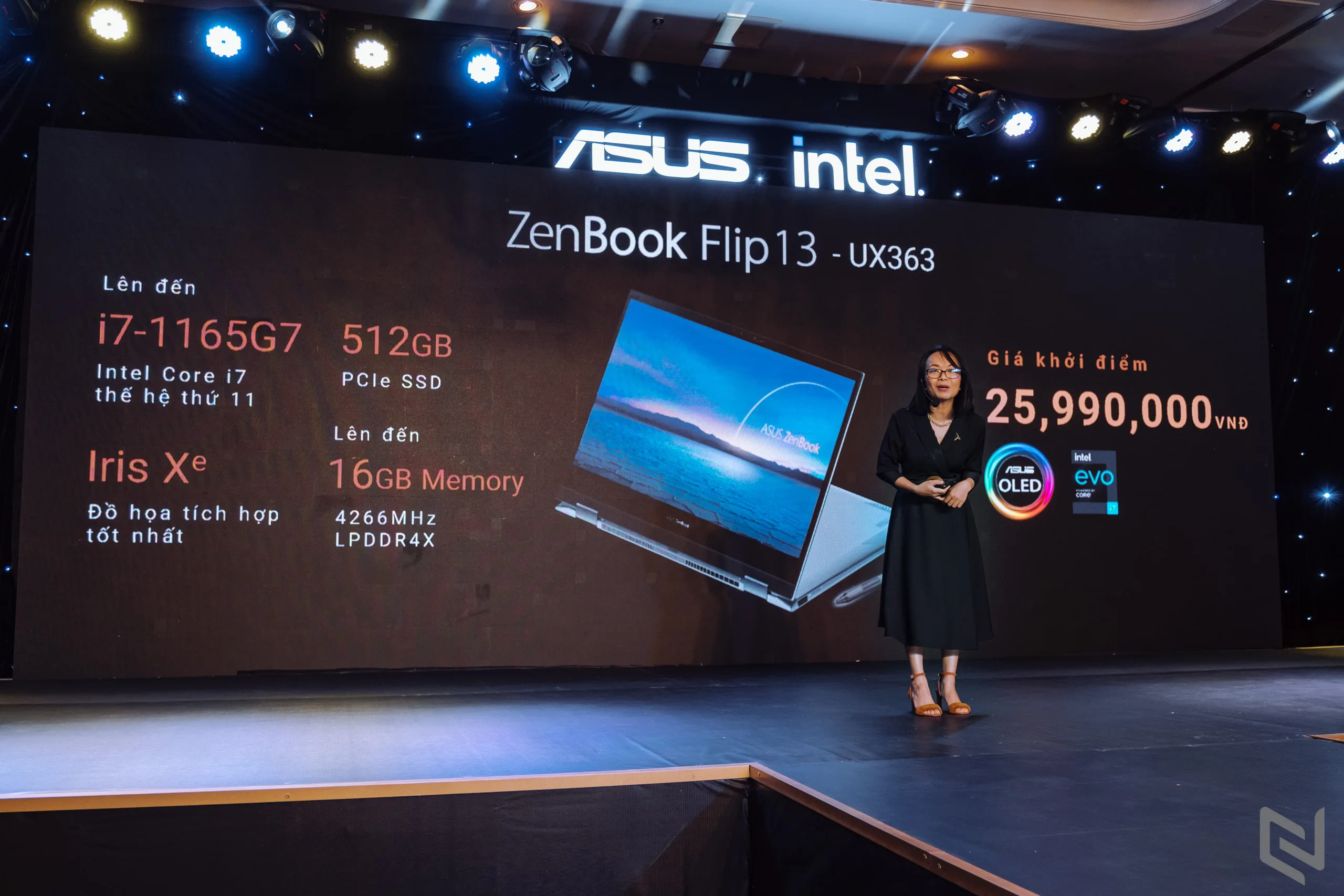 Ra mắt ASUS ZenBook Flip Series, laptop xoay gập tiên phong trang bị màn hình OLED mỏng nhất thế giới