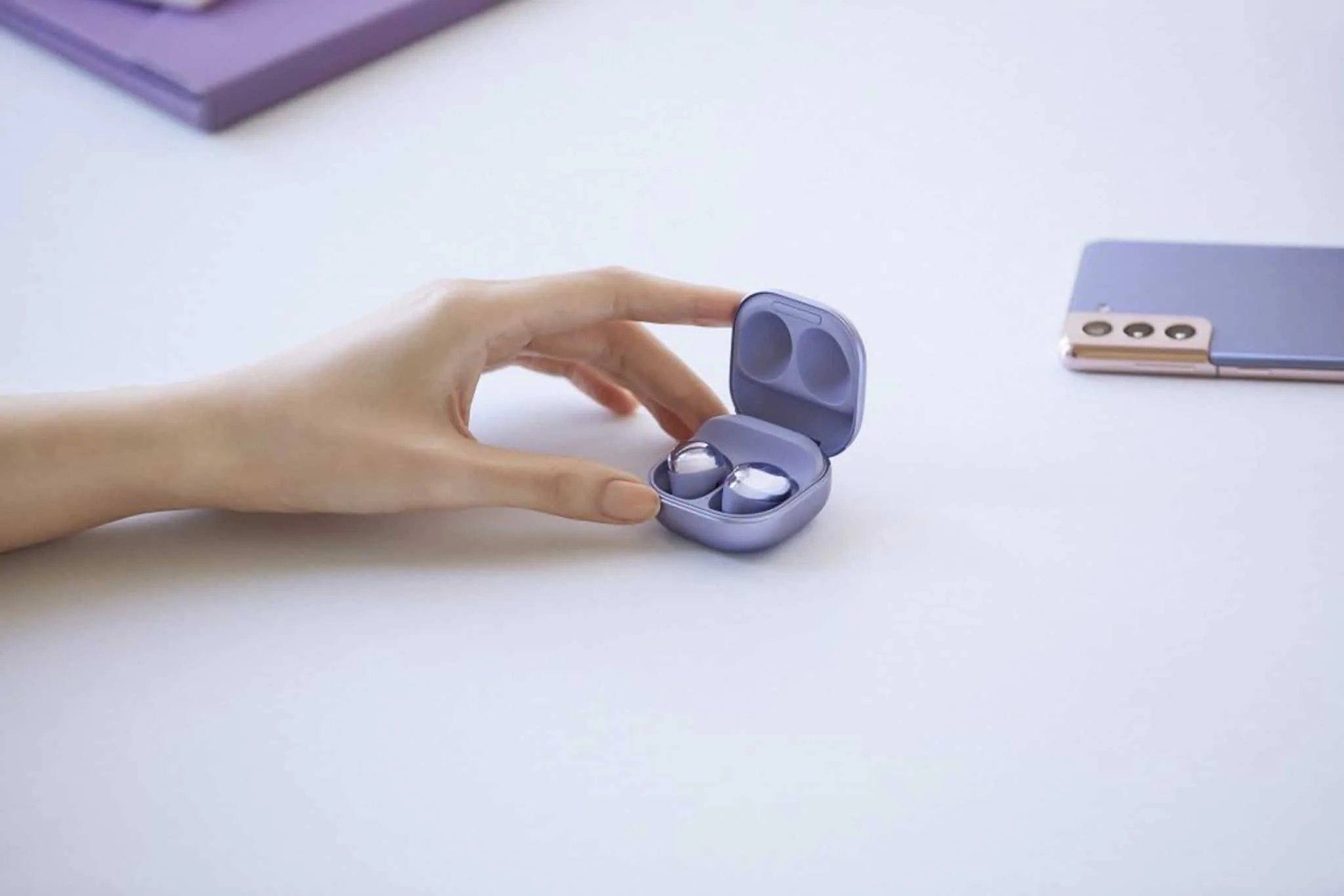 Samsung Galaxy Buds Pro ra mắt: Làm chủ âm thanh, đắm chìm trải nghiệm