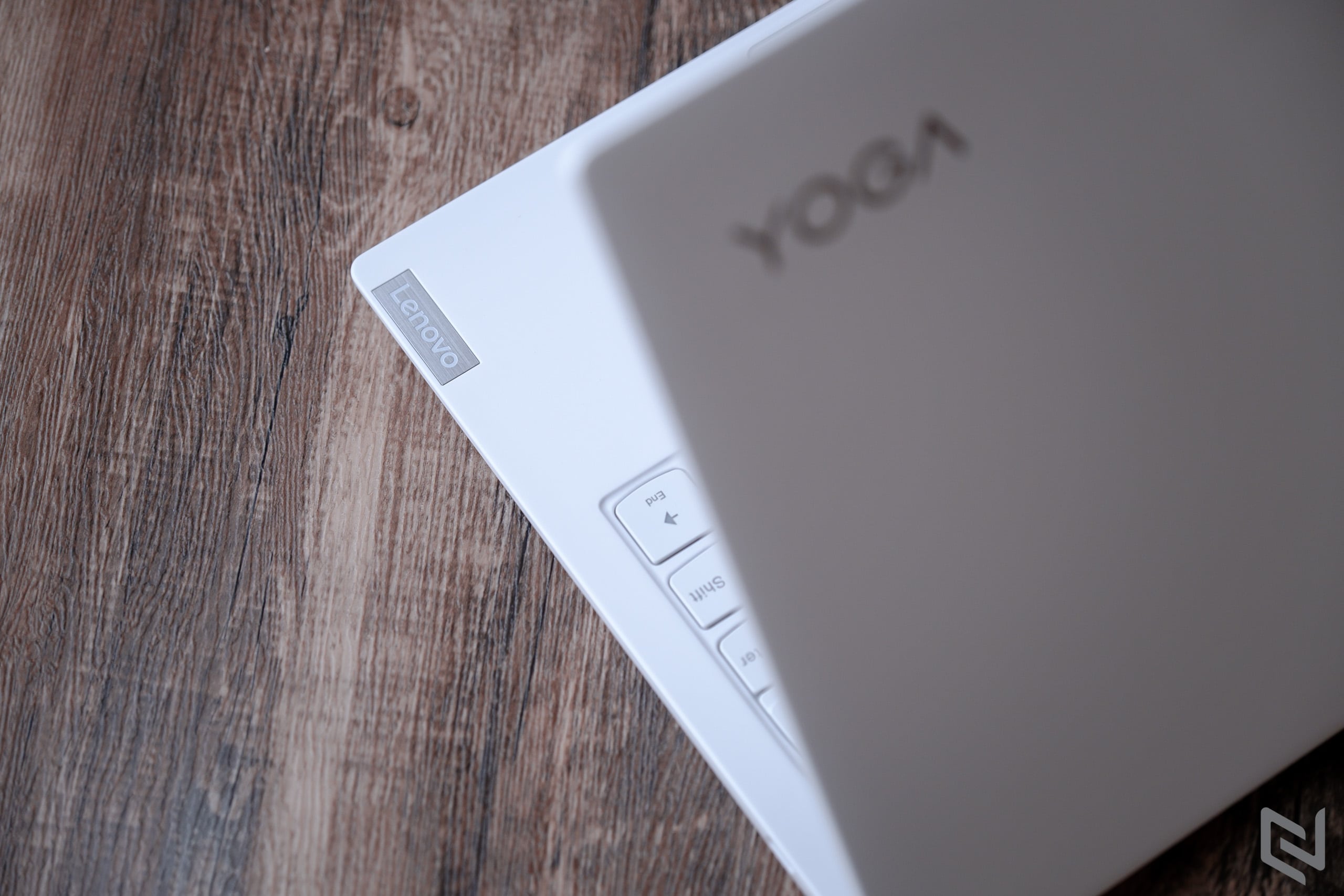 Trải nghiệm laptop Lenovo Yoga Slim 7i Carbon: Quá ngon, quá đẹp