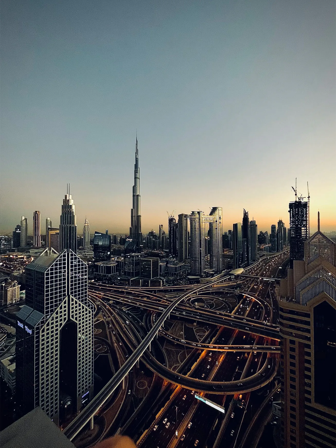 Apple chia sẻ loạt ảnh đẹp Shot on iPhone 12 từ những người dùng