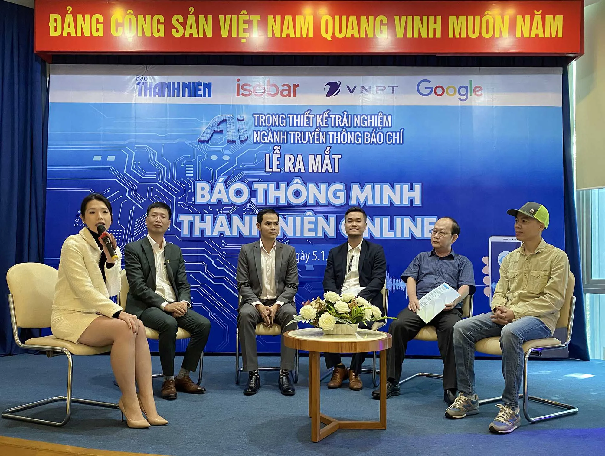 Báo Thanh Niên ứng dụng trí tuệ nhân tạo, đổi mới hoàn toàn trải nghiệm người dùng qua dự án Báo Thông Minh