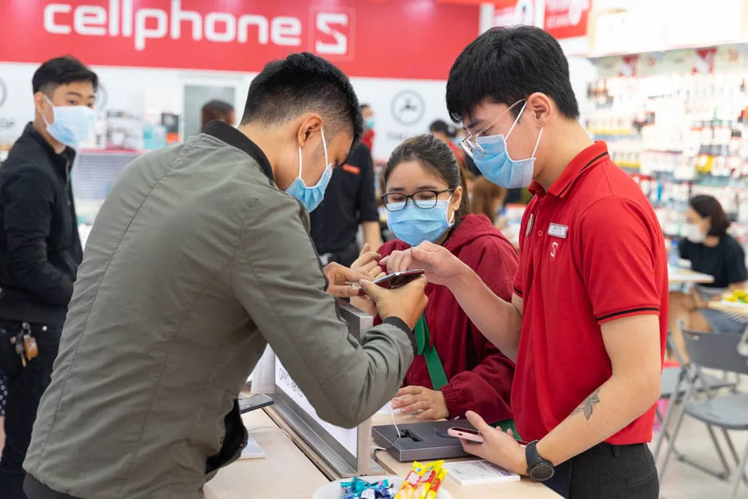 CellphoneS khai trương cửa hàng đầu tiên tại Bình Dương