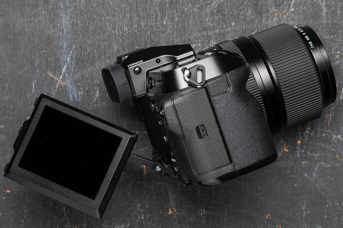 Nên chọn máy nào giữa Sony A1 50MP với Fujifilm GFX 100S 100MP?