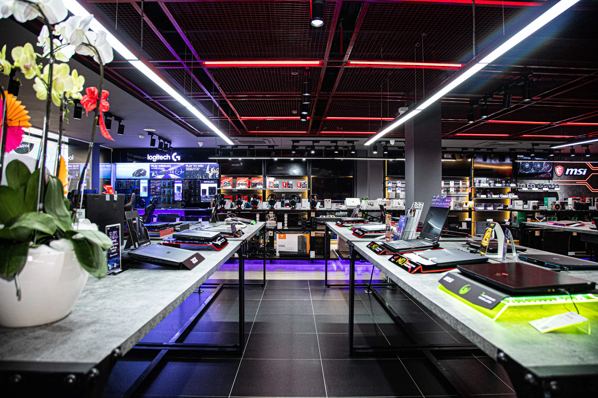 GearVN khai trương showroom Hi-end PC và gaming gear ngay tại trung tâm thành phố Hồ Chí Minh