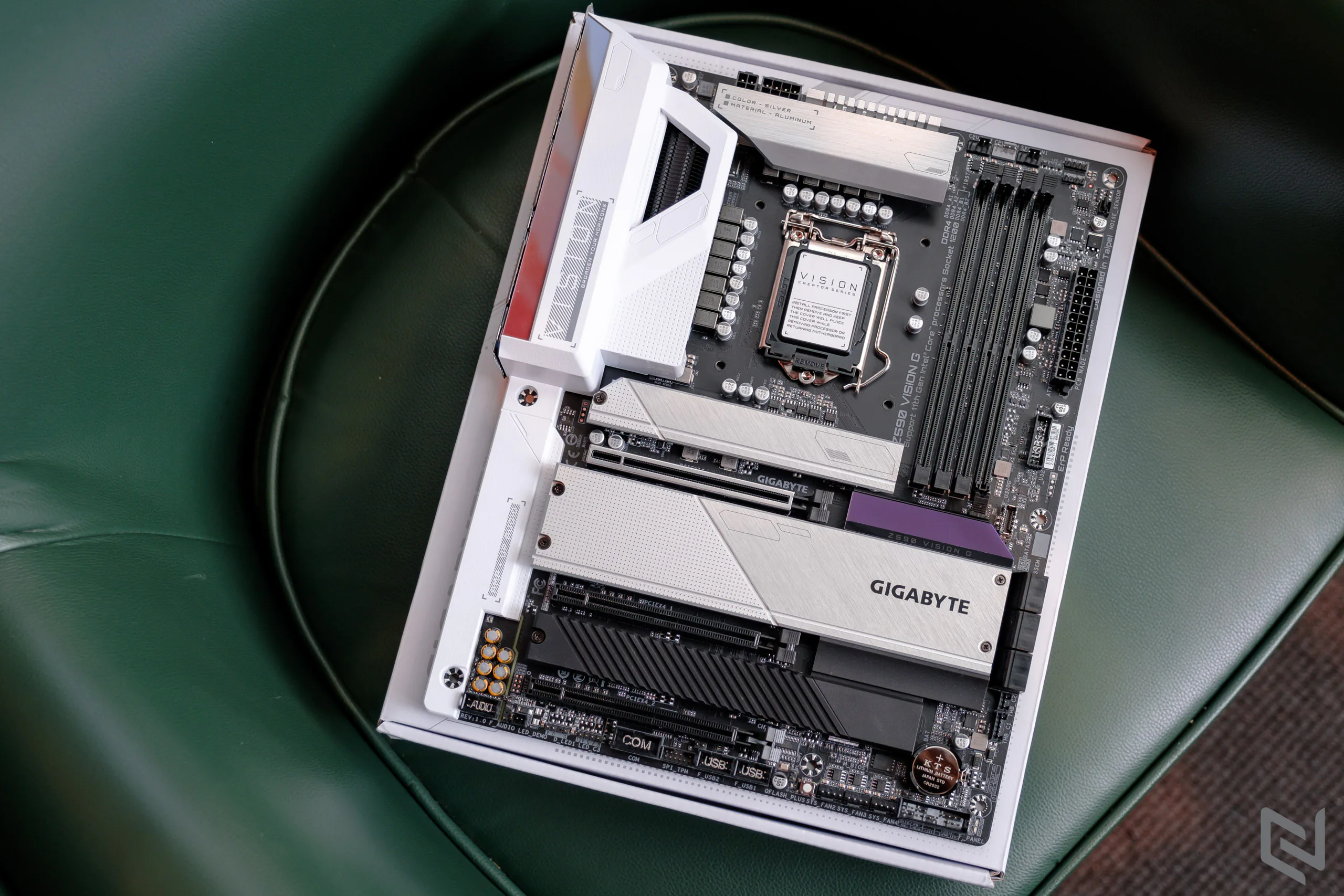 GIGABYTE Z590 Vision G