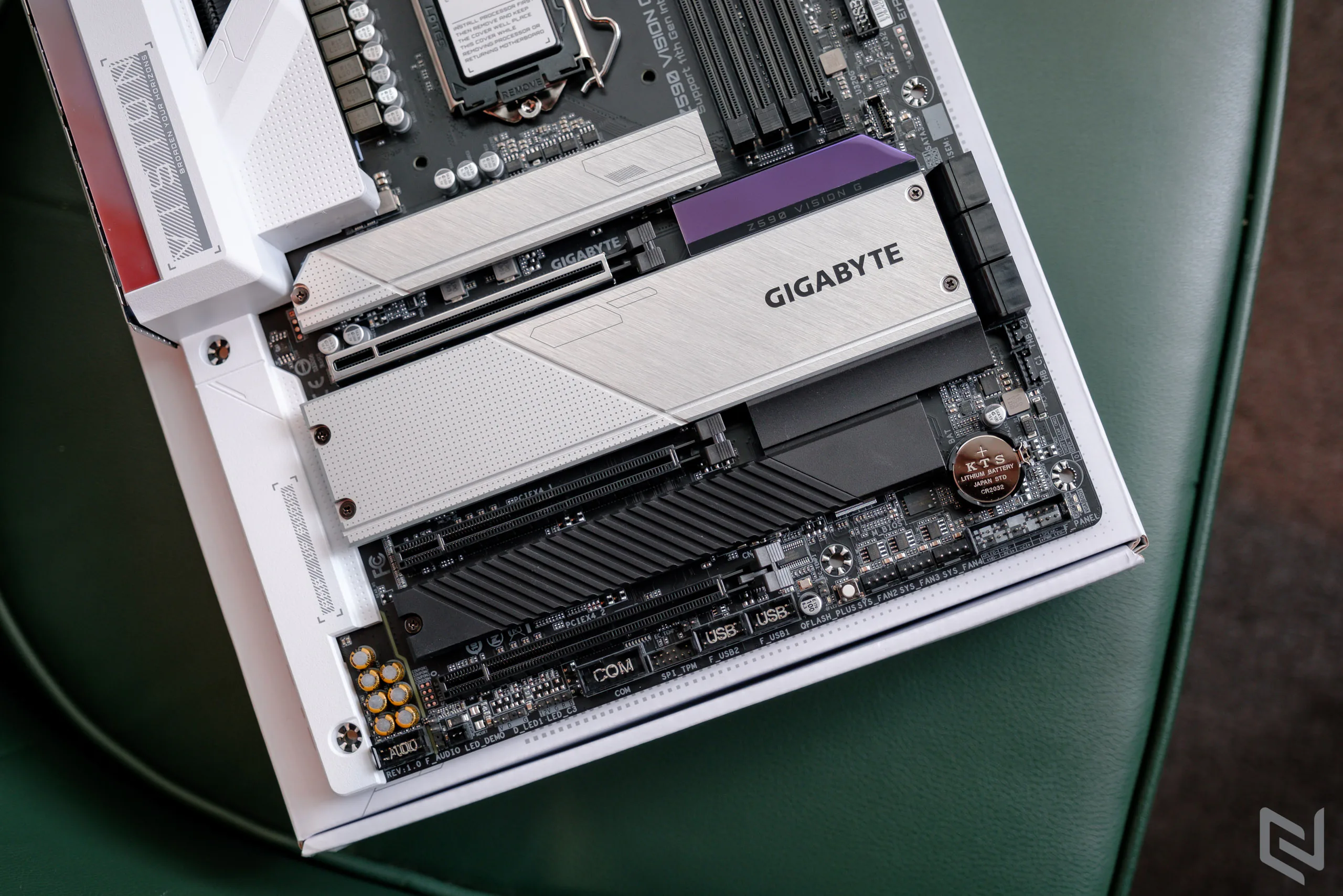 GIGABYTE Z590 Vision G