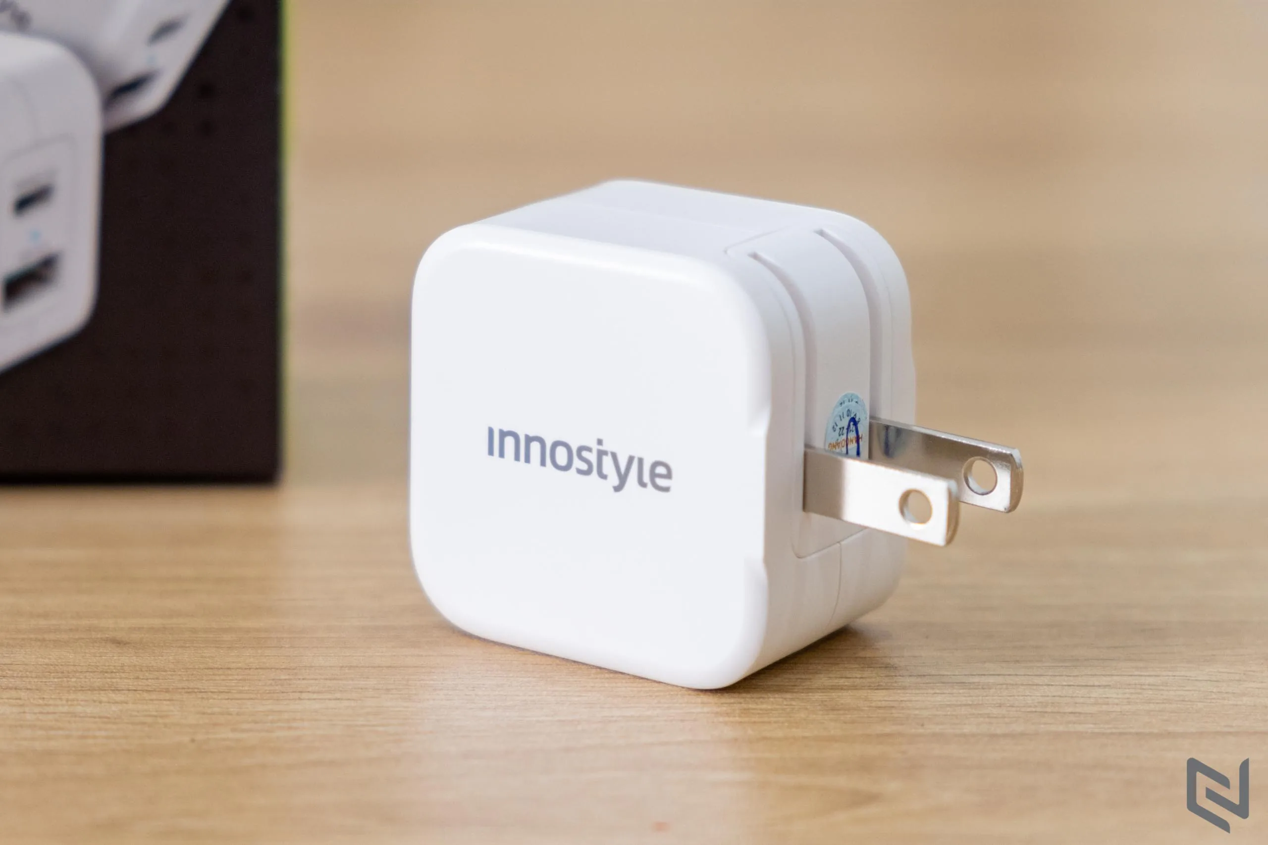 Trên tay sạc nhanh Innostyle Minigo Pro III Dual PD/QC3.0 20W: Sạc nhanh hơn và tiện hơn cho iPhone, Android