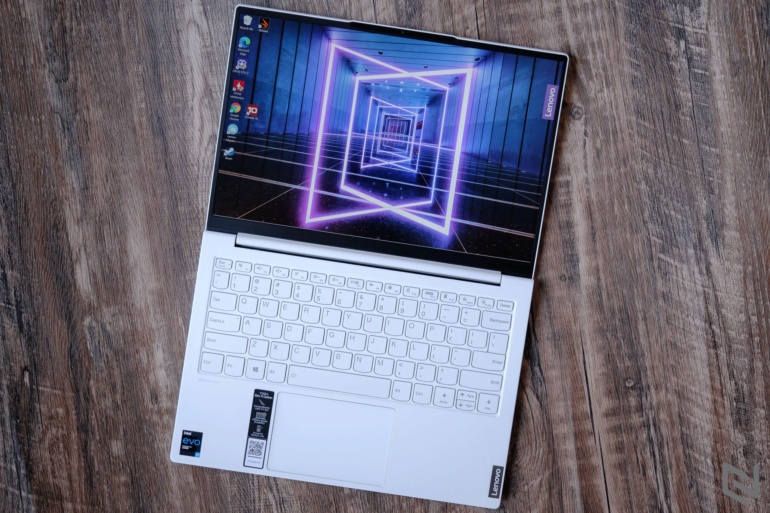 Lenovo Yoga Slim 7i Carbon