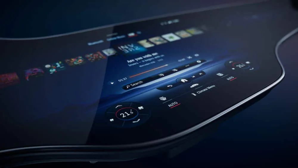 màn hình Mercedes-Benz Hyperscreen
