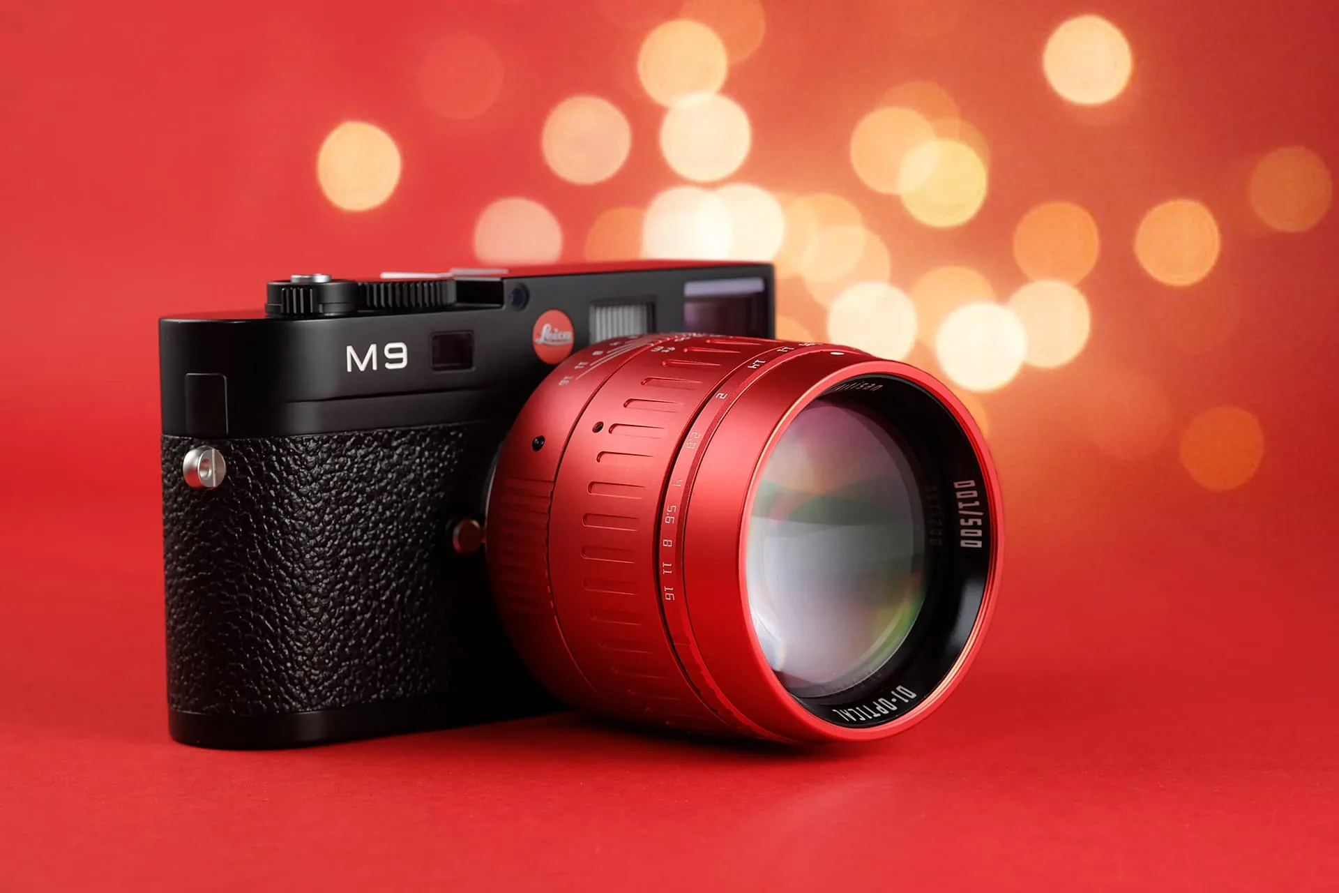 TTArtisan ra mắt ống kính 50mm F0.95 phiên bản năm con Trâu với màu đỏ đẹp mắt