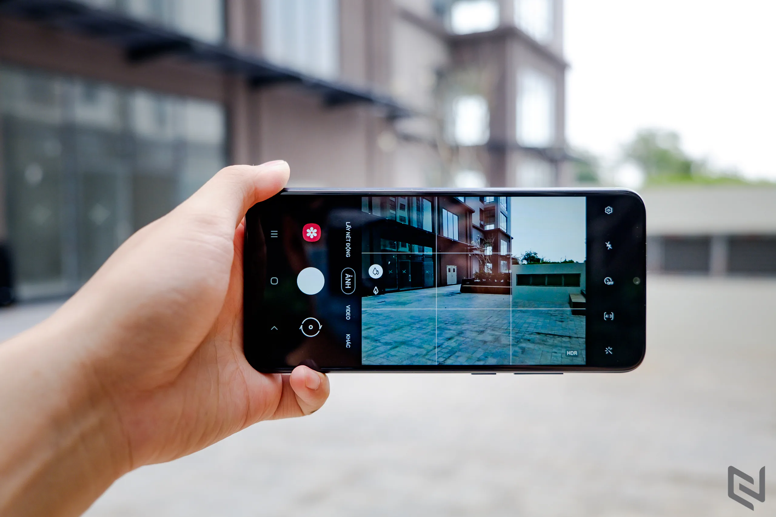 trên tay Galaxy A02s