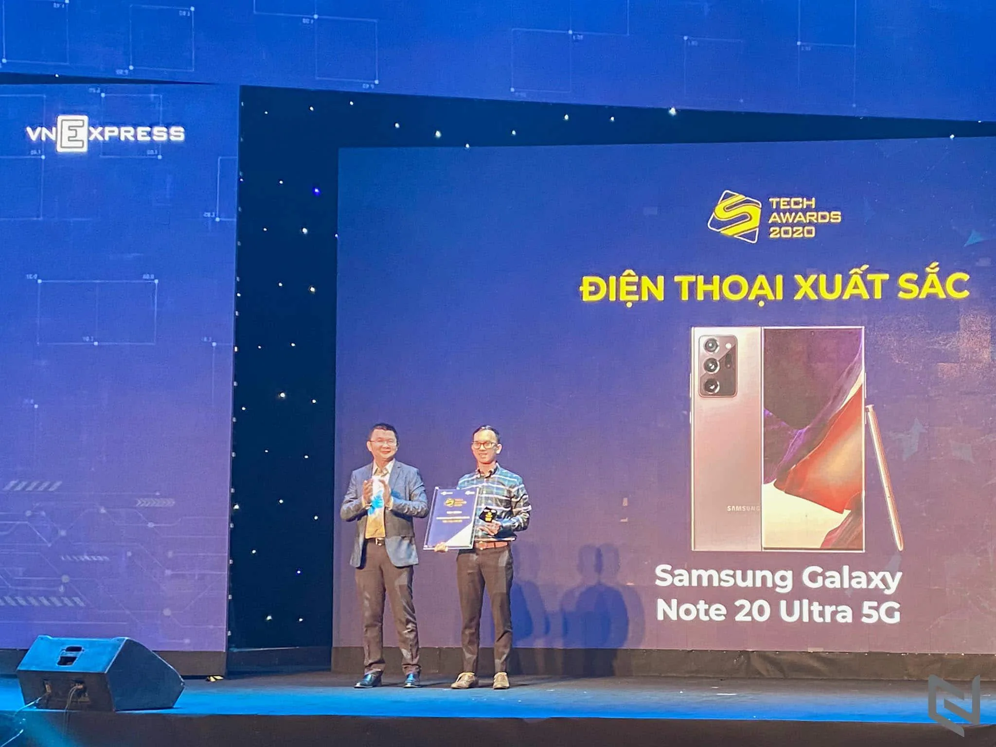 Samsung và điện thoại Vsmart thắng lớn tại Tech Awards 2020