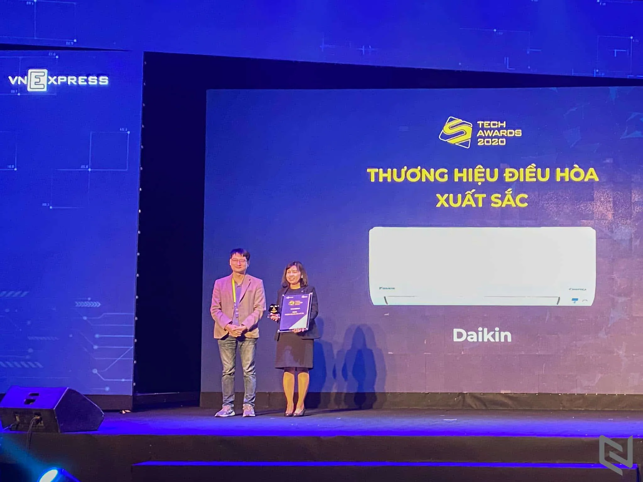 Samsung và điện thoại Vsmart thắng lớn tại Tech Awards 2020
